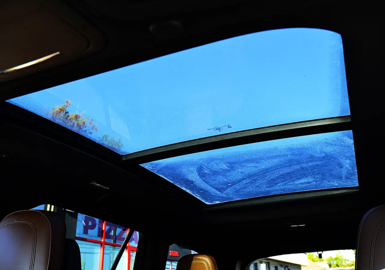 Lincoln Aviator снимка Lincoln Aviator