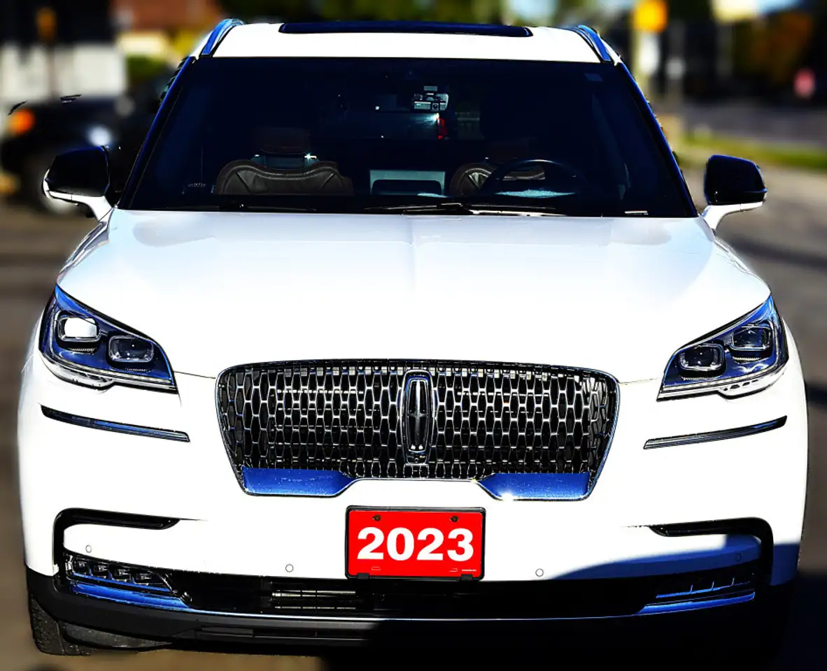Lincoln Aviator снимка Lincoln Aviator