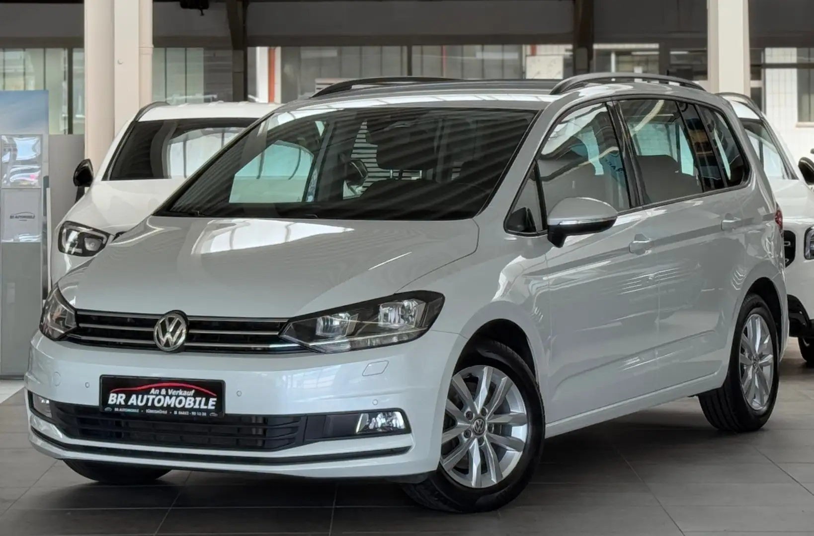 Volkswagen Touran Comfortline*DSG*AHK*Massage*Kamera*Navi* Blanc - 1