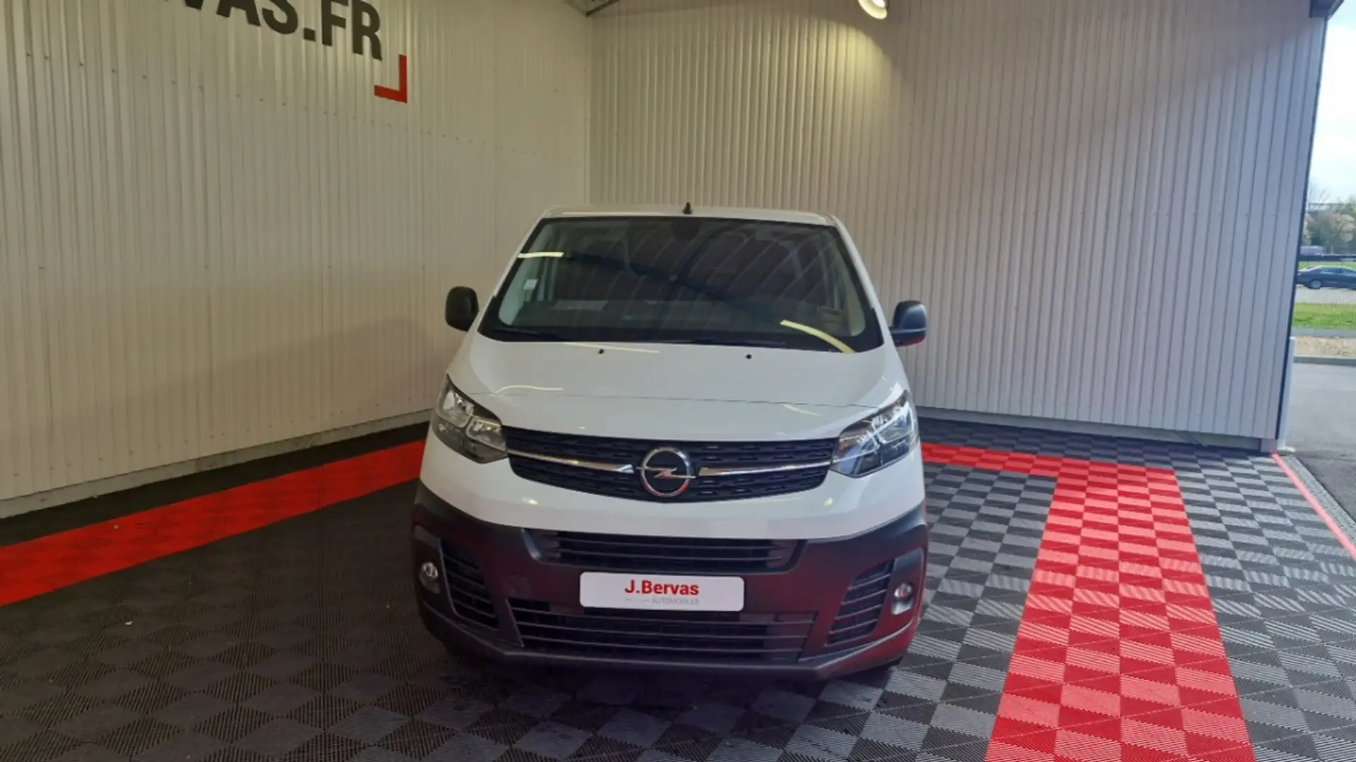 Opel Vivaro taille m bluehdi 120 ss Blanc - 2