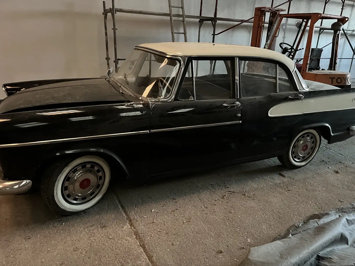 Oldtimer Simca Beaulieu 1960 Schwarz - 1