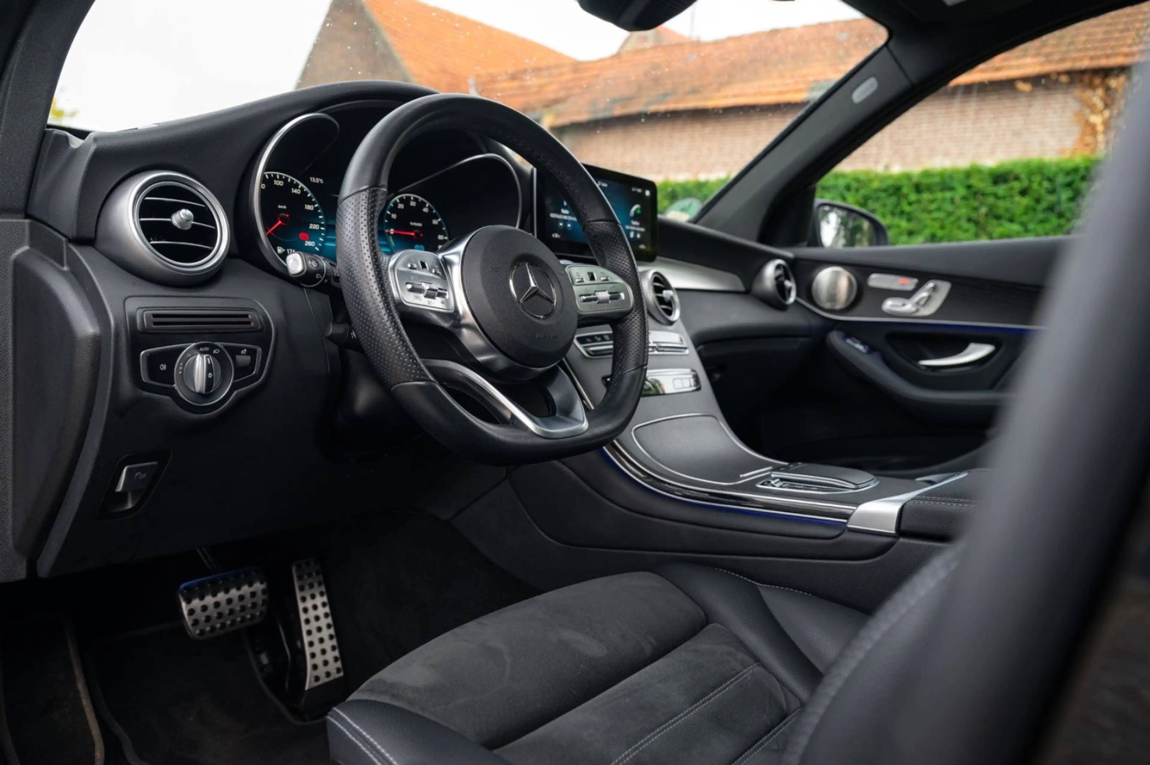 Mercedes-Benz GLC 300 e 4MATIC AMG |Burmstr|HUD|360|Pano|El.AHK — photo 4