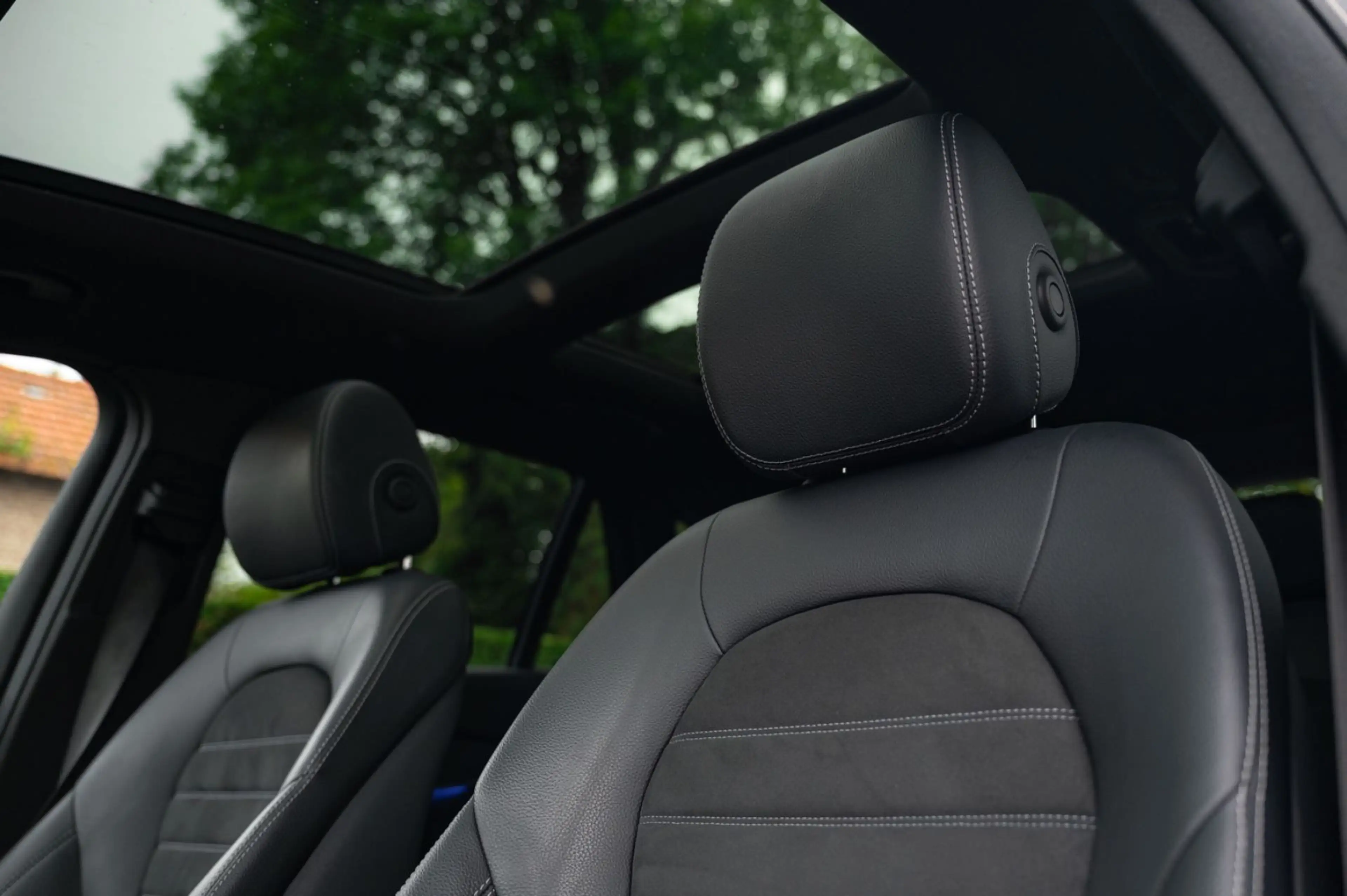 Mercedes-Benz GLC 300 e 4MATIC AMG |Burmstr|HUD|360|Pano|El.AHK — photo 6