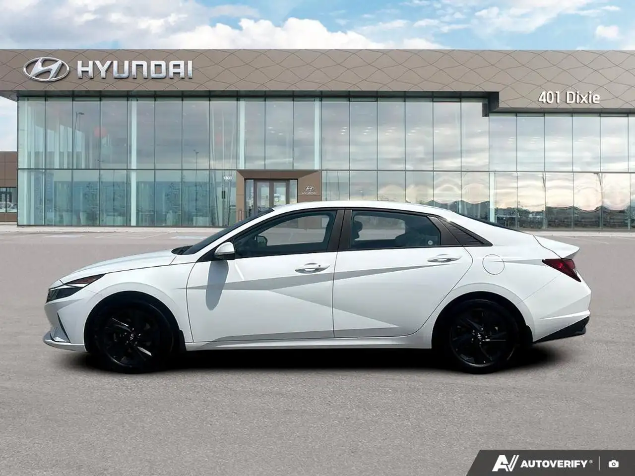 Hyundai ELANTRA fotografie Hyundai ELANTRA