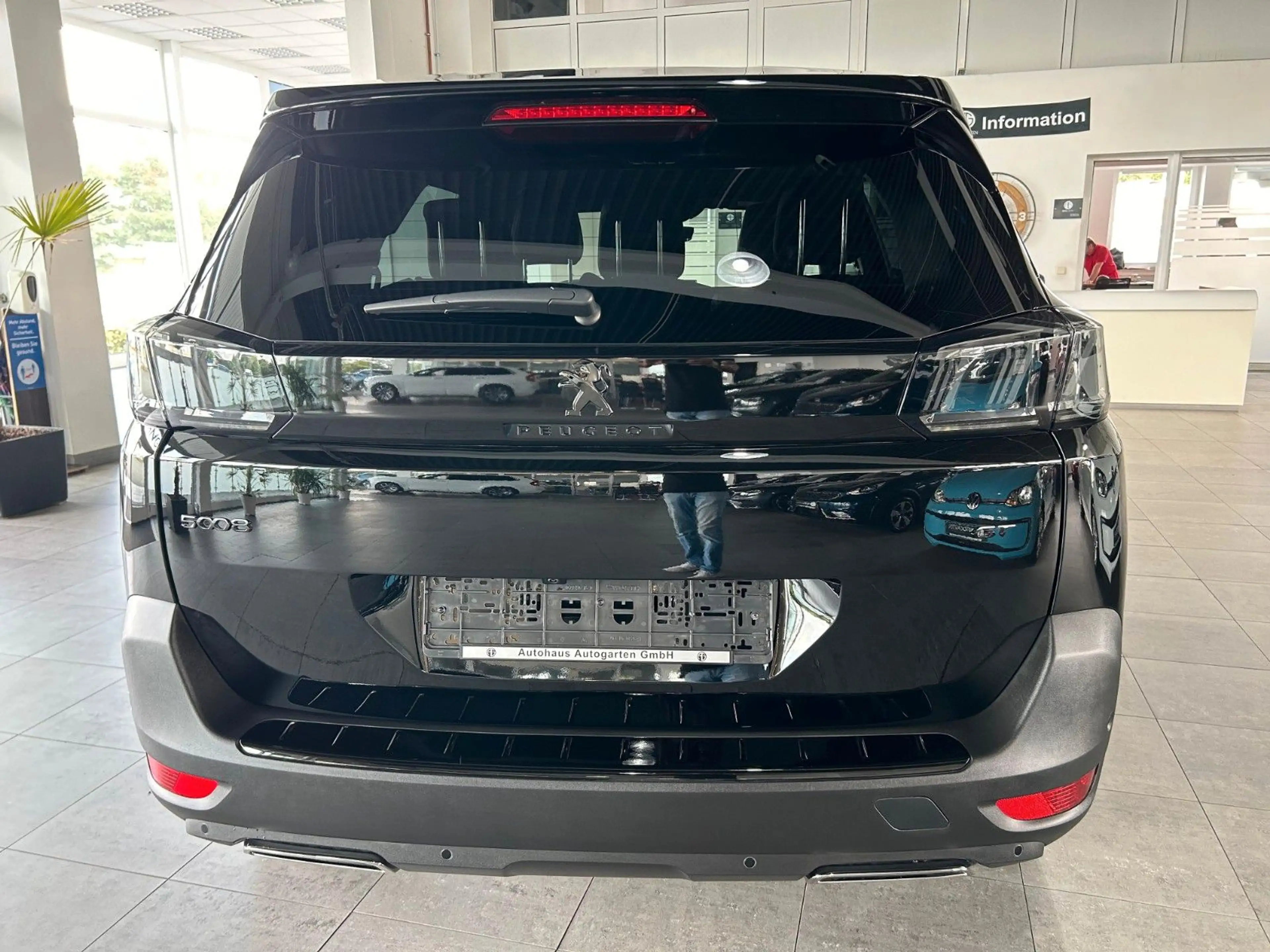 Peugeot 5008 GT 7-Sitze*Leder*Navi*LED* — photo 6