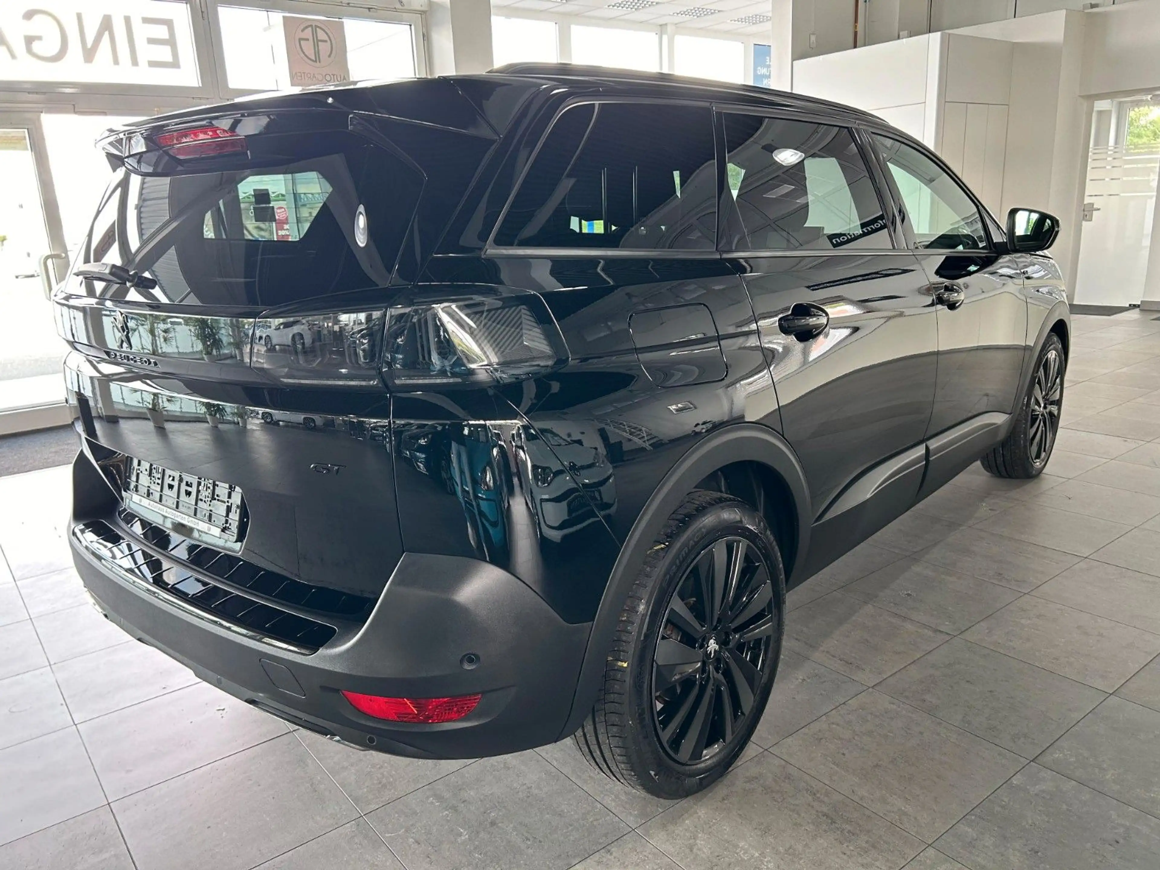Peugeot 5008 GT 7-Sitze*Leder*Navi*LED* — photo 4