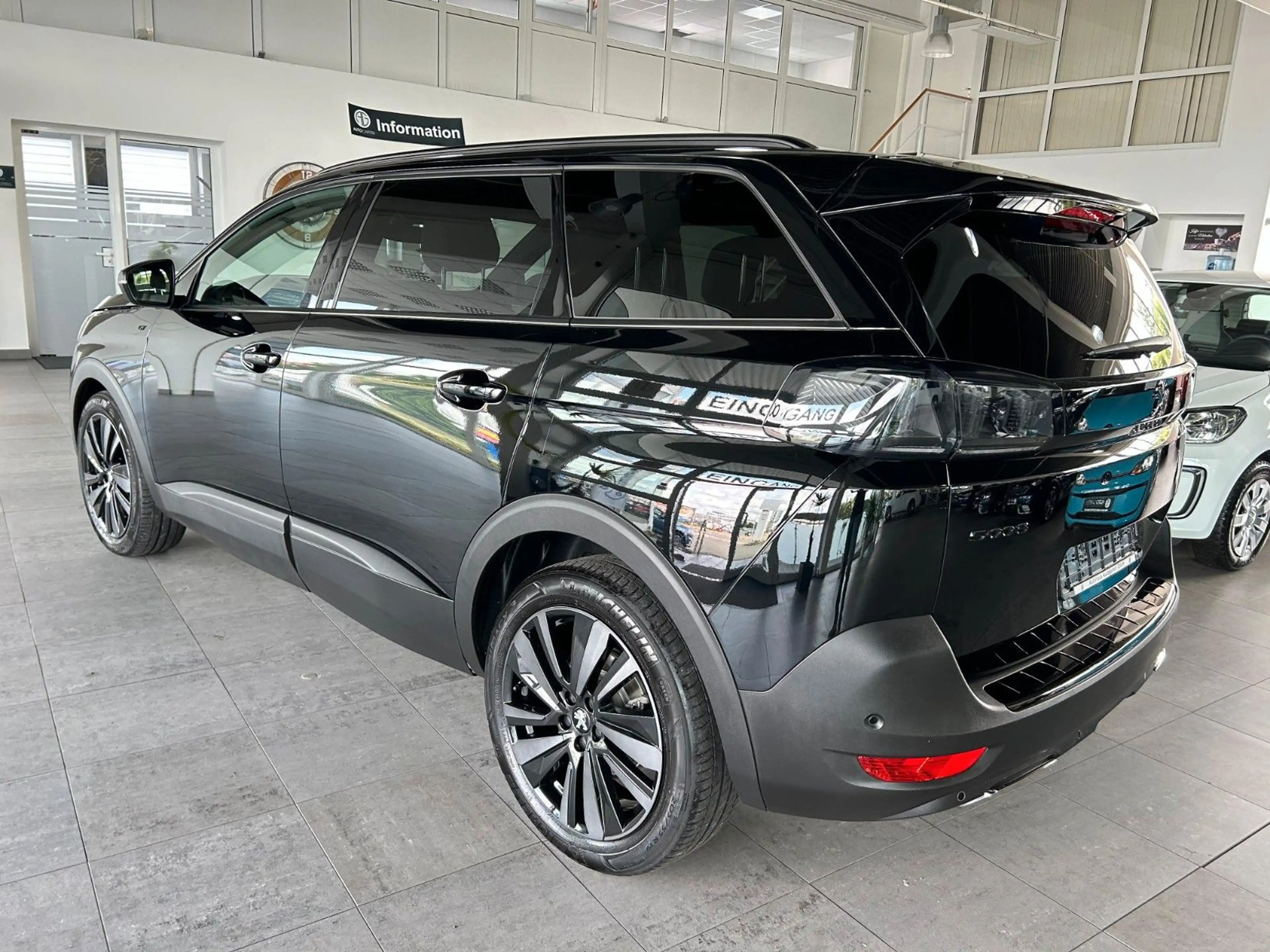 Peugeot 5008 GT 7-Sitze*Leder*Navi*LED* — photo 5