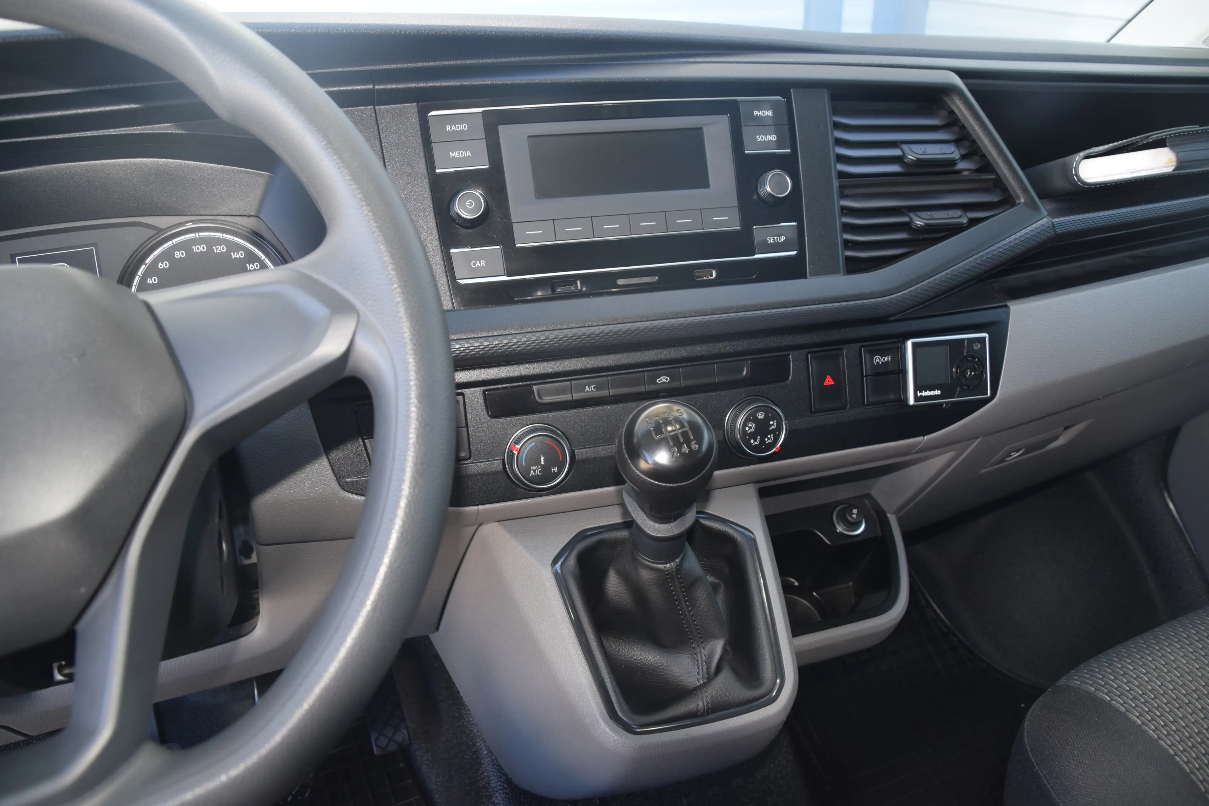 Volkswagen T6.1 Transporter Doka-Kasten KR 2,0 TDI 4Motion AHK / NETTO... — photo 13