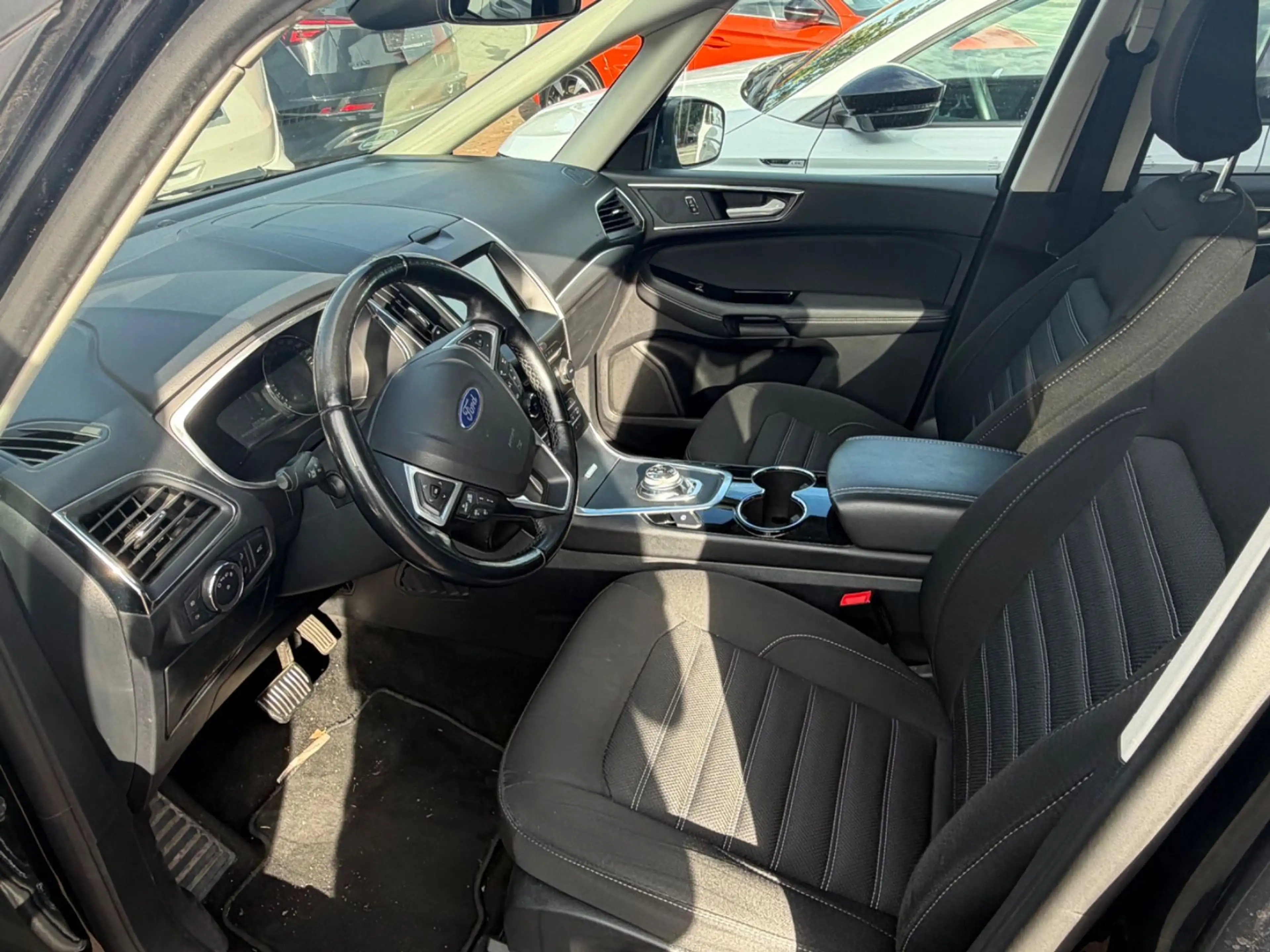 Ford Galaxy Titanium 2.Hand+RFK+Navi+LED — photo 2