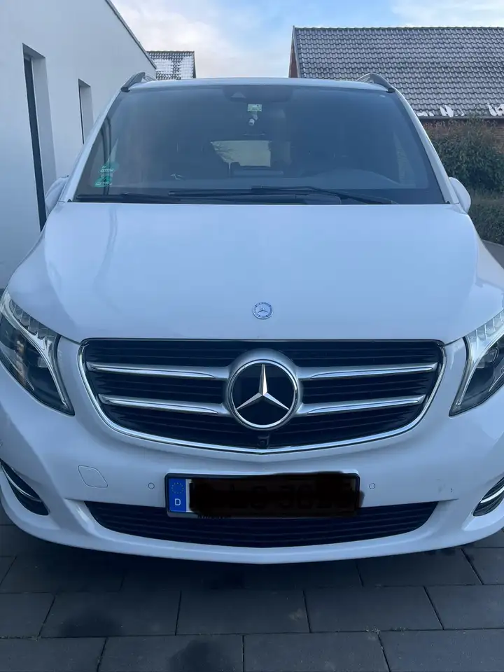 Mercedes-Benz V 250