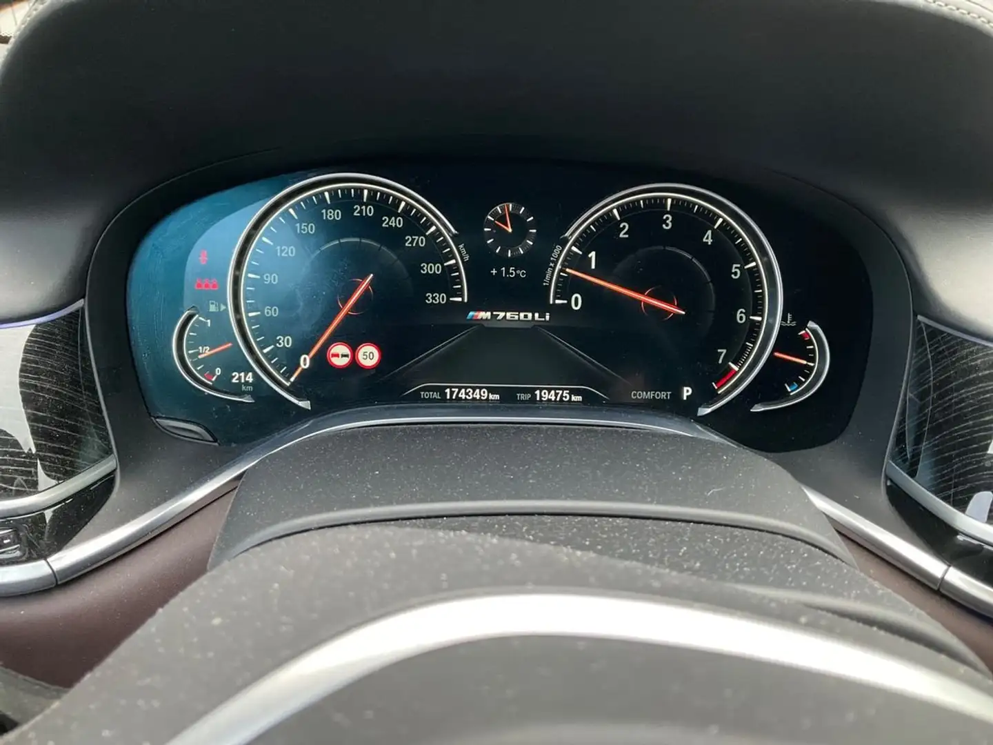 BMW 760 M760Li xDrive Černá - 2