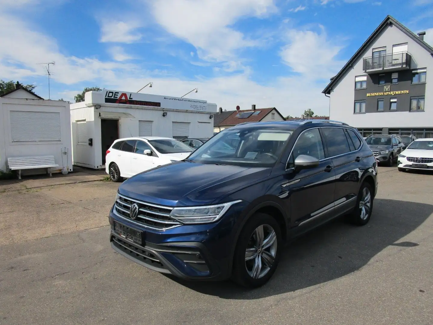 Volkswagen Tiguan Allspace Tiguan 2.0 TDI Allspace Life*7-SITZ*LED*NAVI*AHK Blau - 1