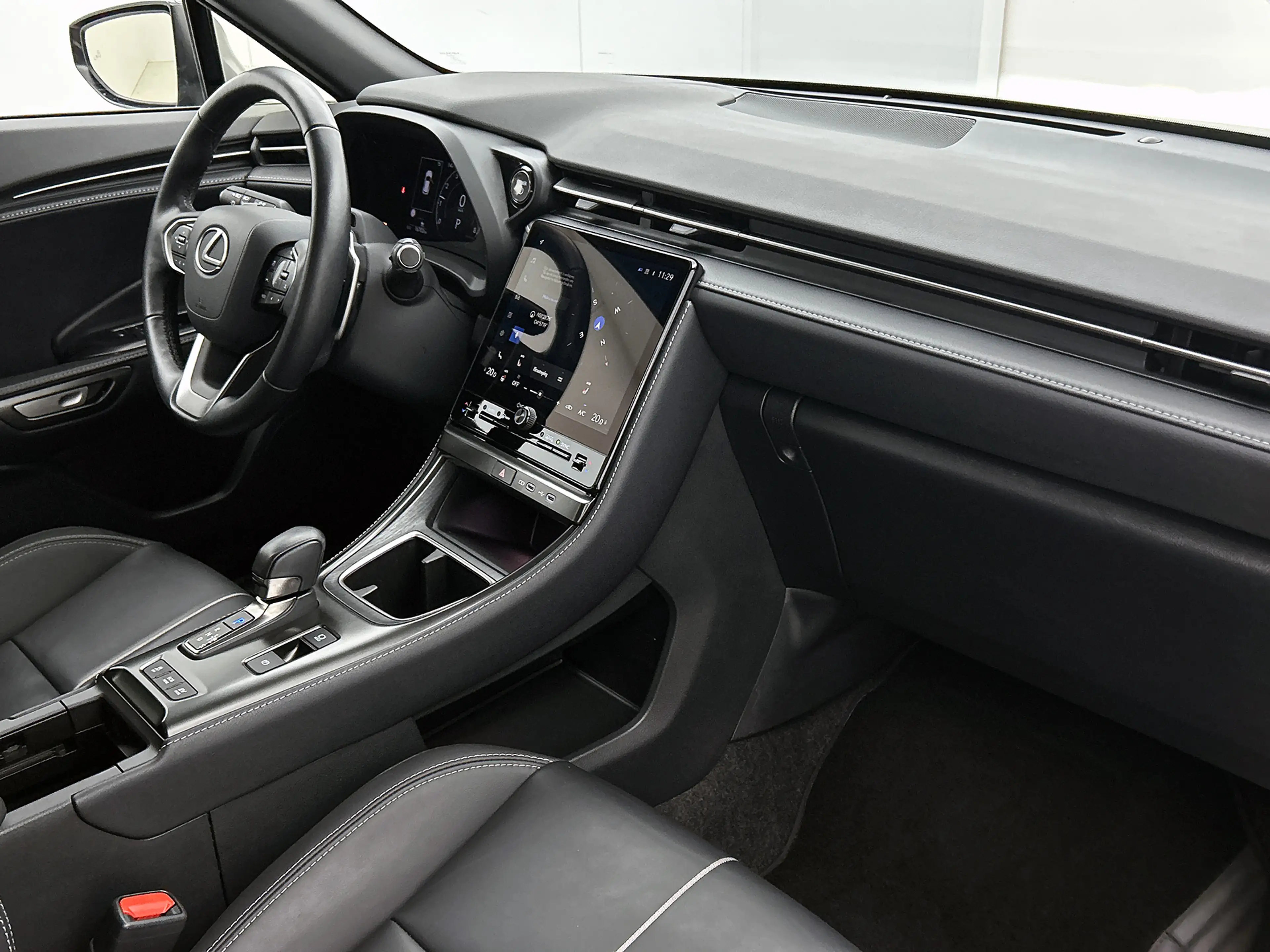 Lexus LBX Relax 2WD Limited + | Premium | Onderweg-naar-deal — photo 6