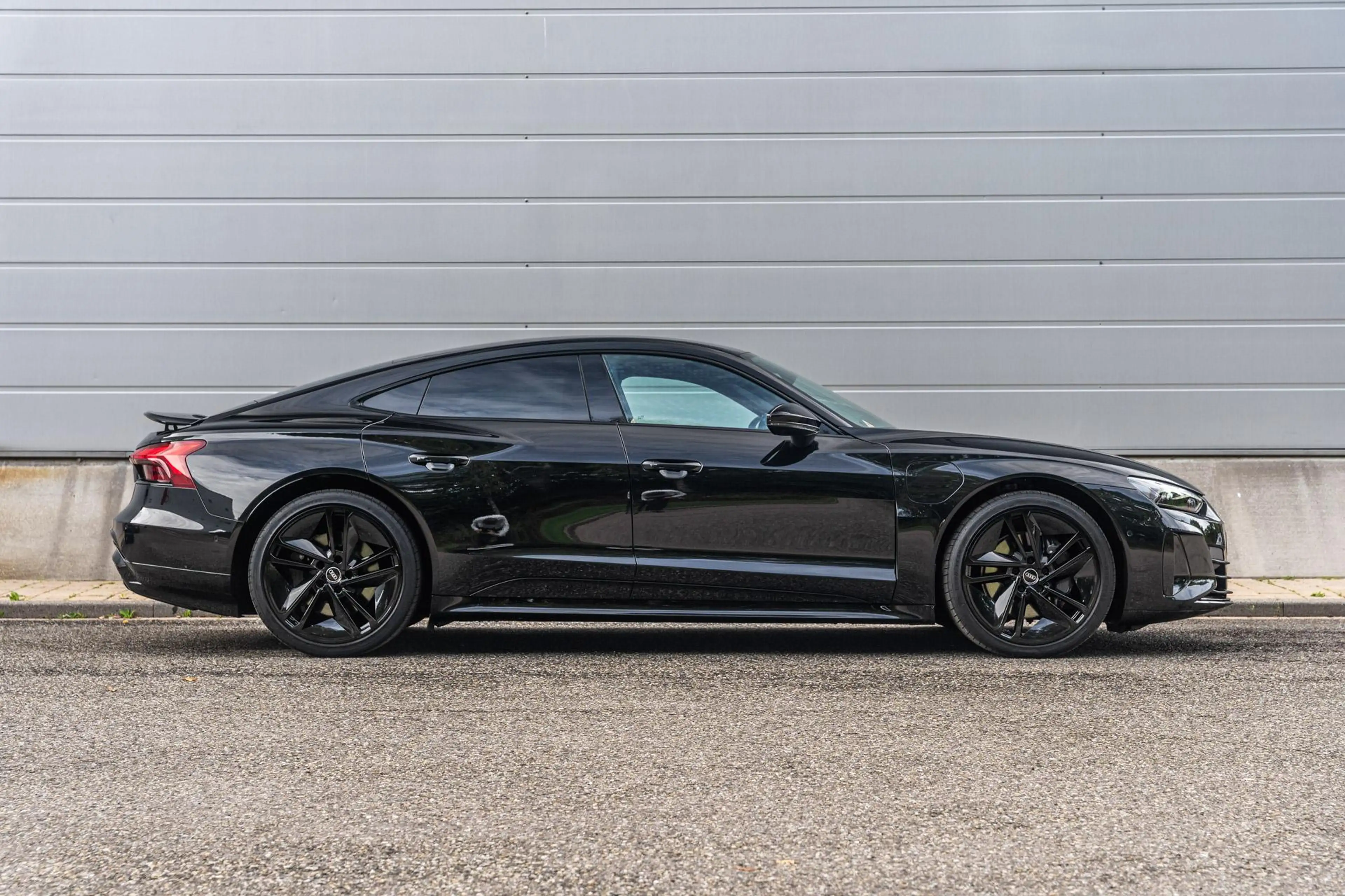 Audi e-tron GT 476pk 93 kWh | Luchtvering | Leder | B&O 3D | Keyl — photo 3