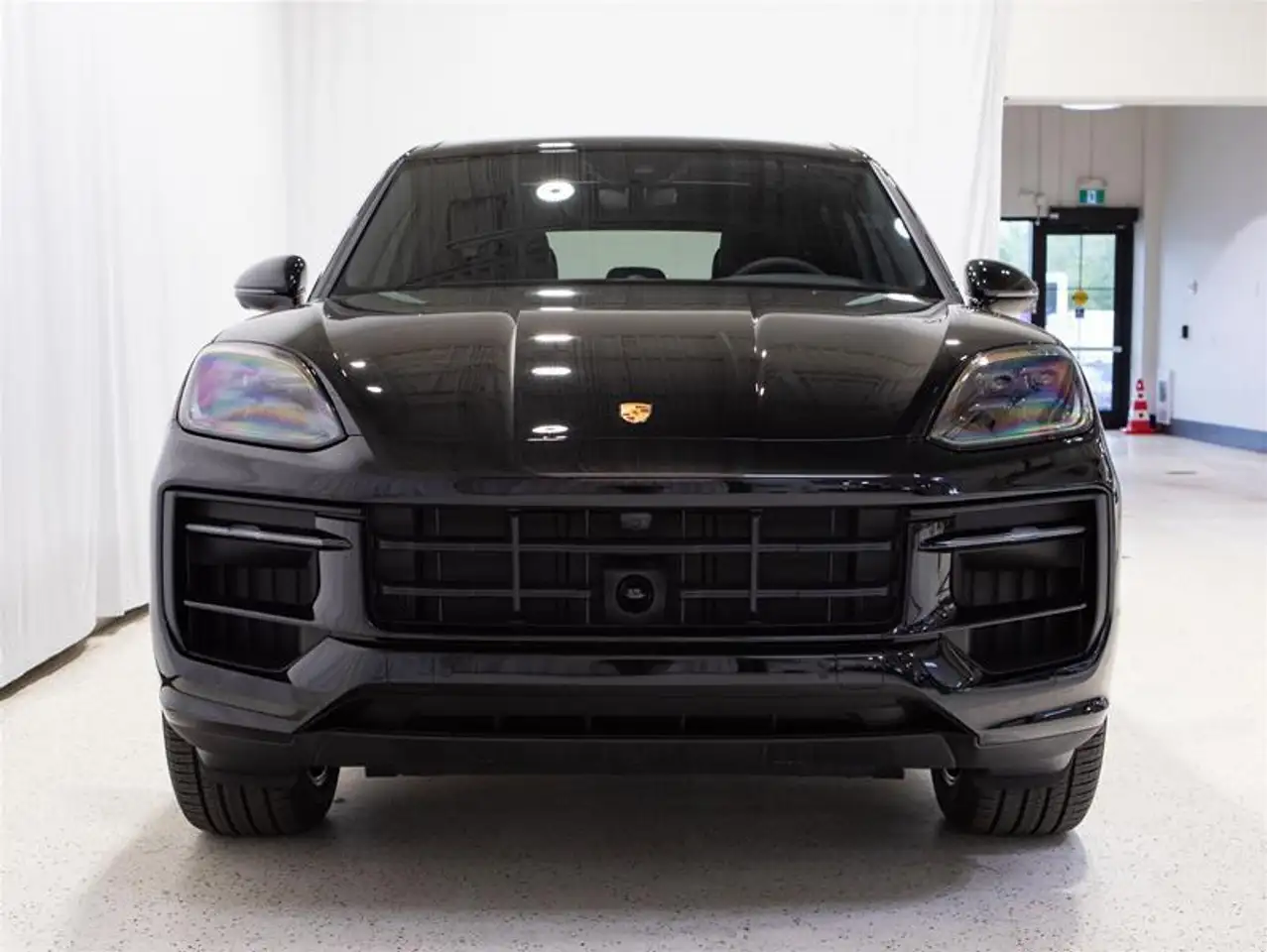 Porsche Cayenne снимка Porsche Cayenne
