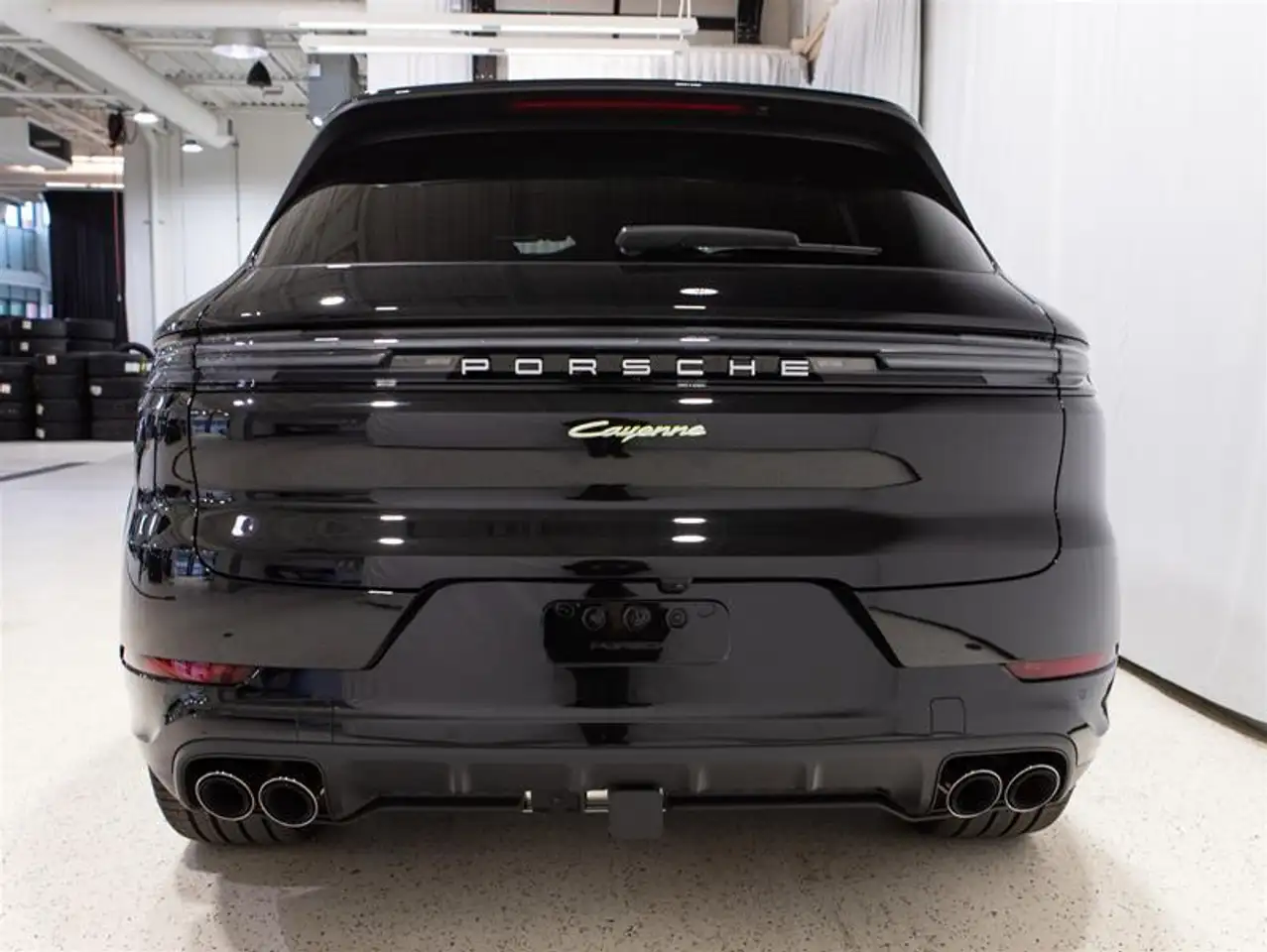 Porsche Cayenne снимка Porsche Cayenne