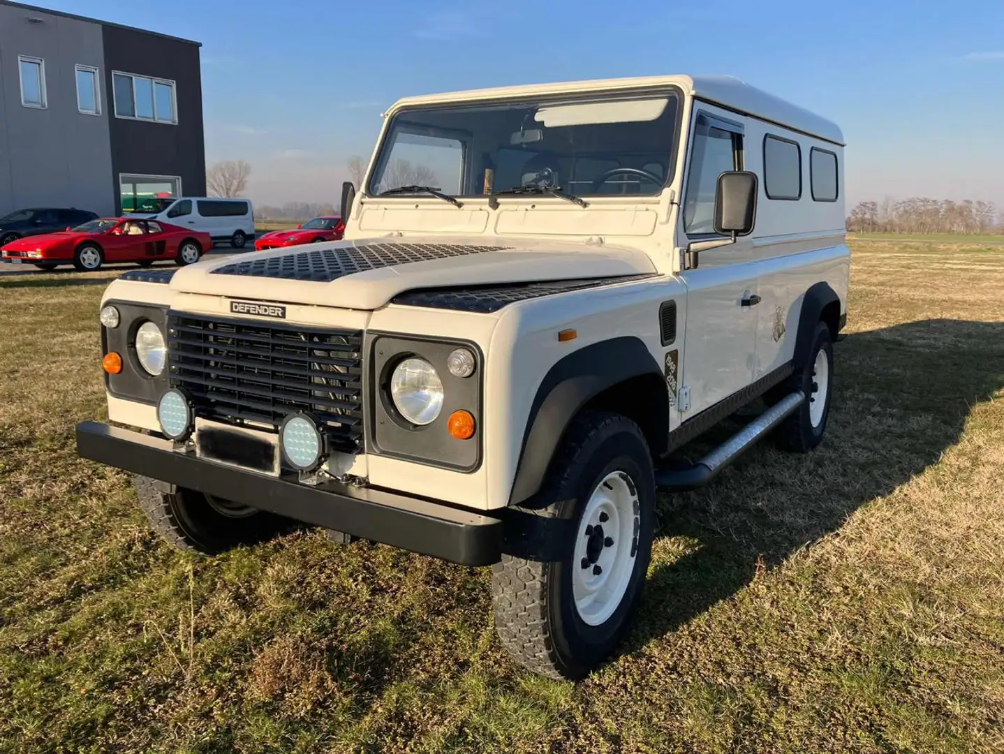 Land Rover Defender 110 HTC 200 TDI 2.5 SW Bianco - 1