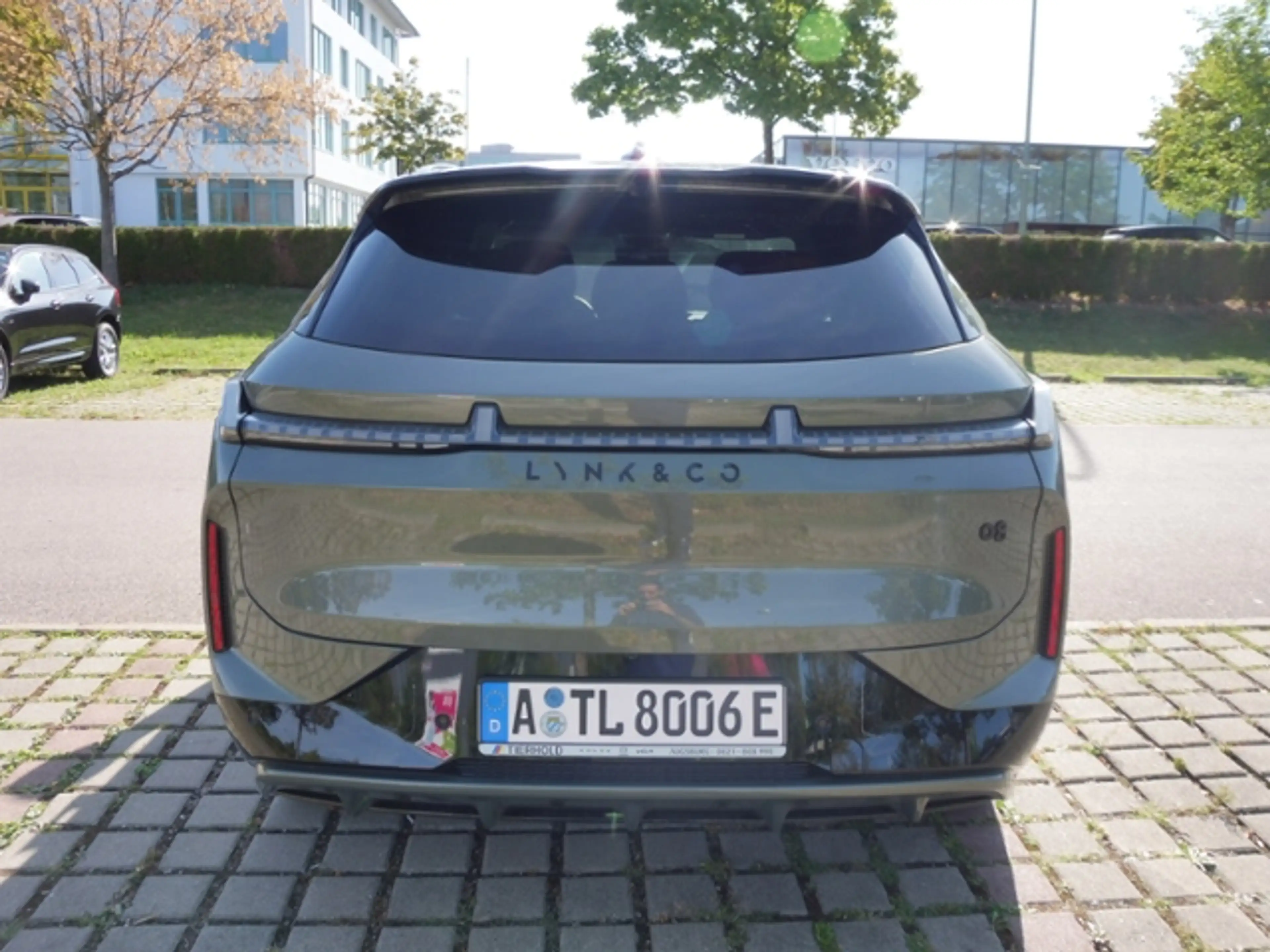 Lynk & Co 08 1.5 T PHEV 257 kW More — photo 7