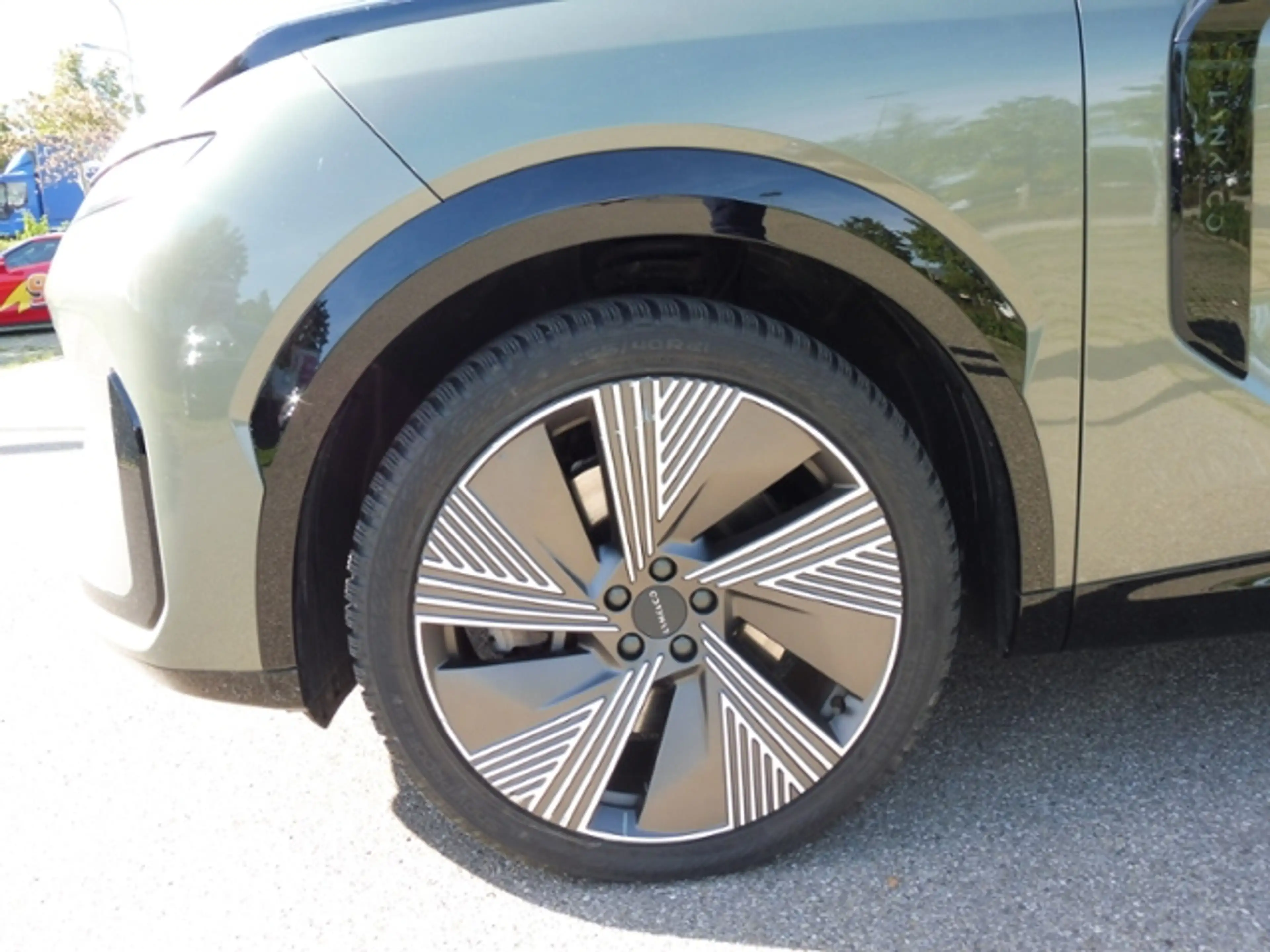 Lynk & Co 08 1.5 T PHEV 257 kW More — photo 10