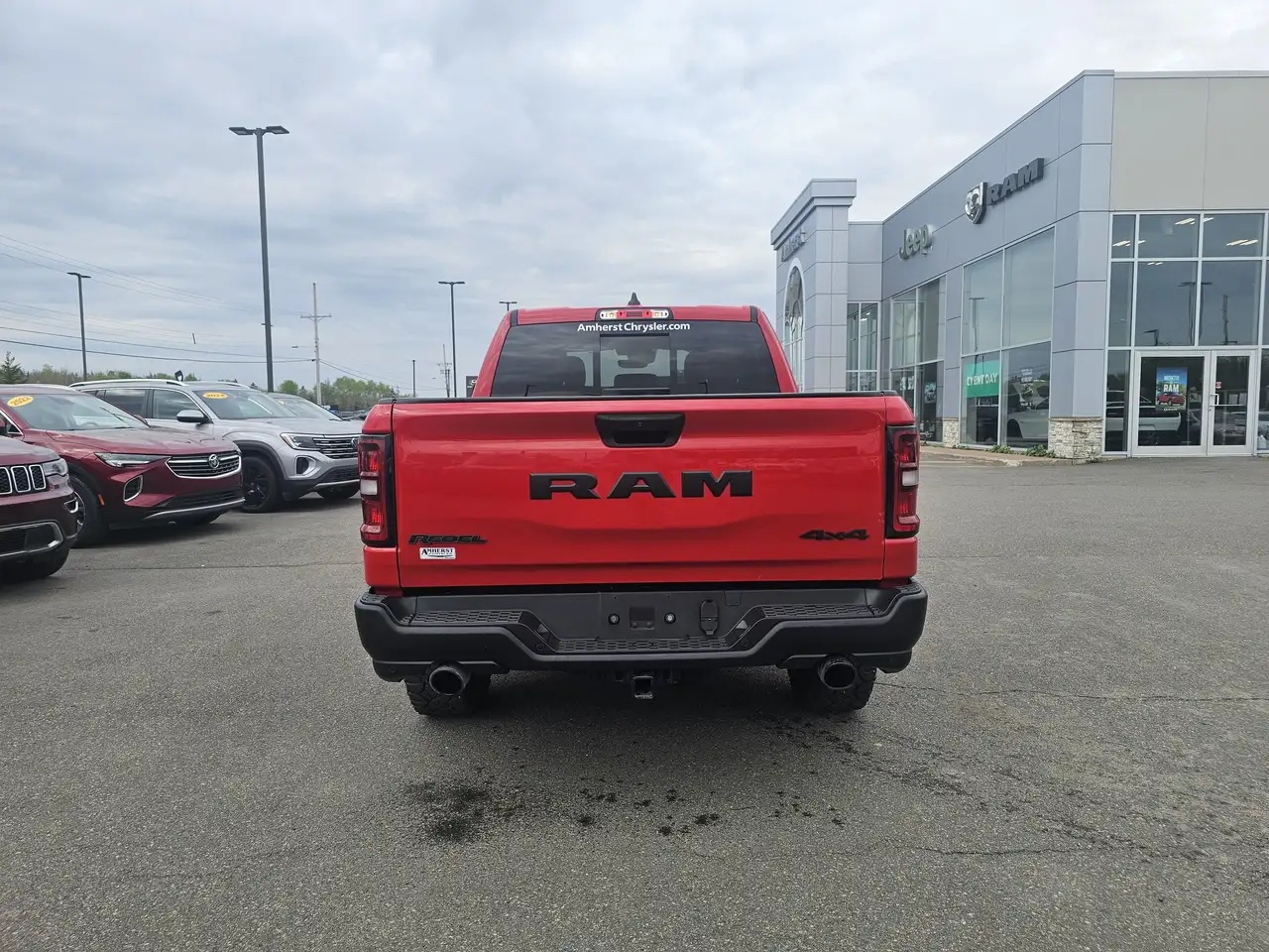 RAM 1500 снимка RAM 1500