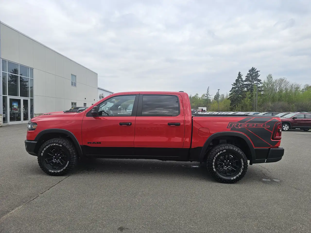 RAM 1500 снимка RAM 1500