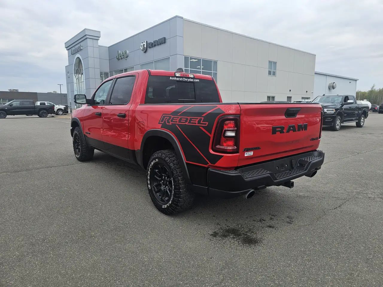 RAM 1500 снимка RAM 1500