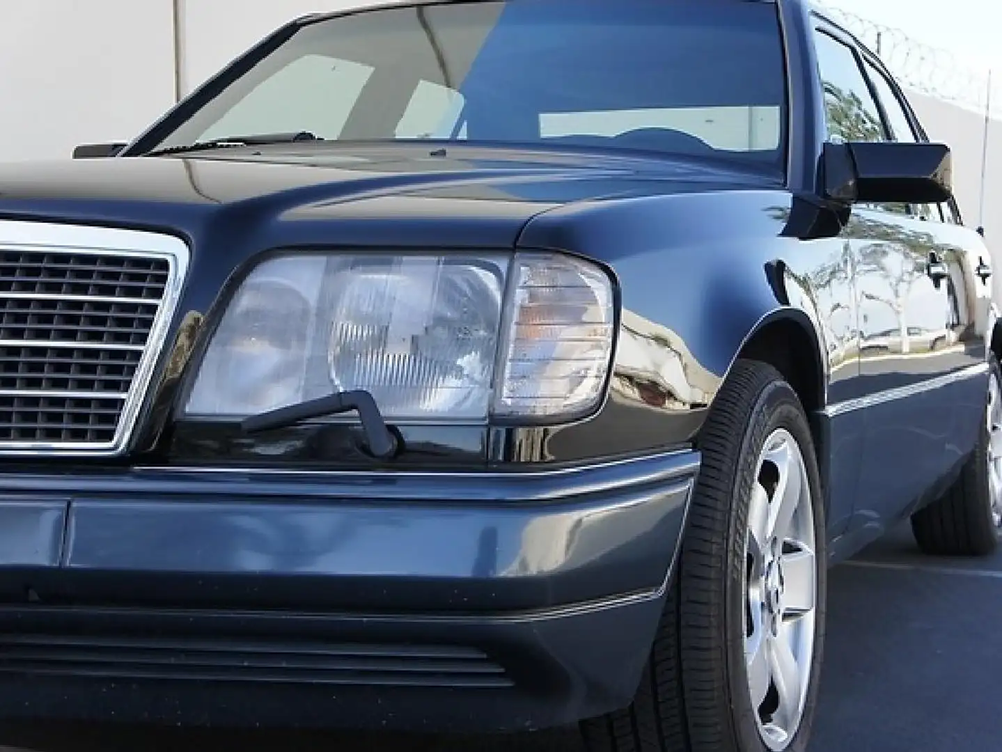 Mercedes-Benz E 300 E-Klasse D Schwarz - 1