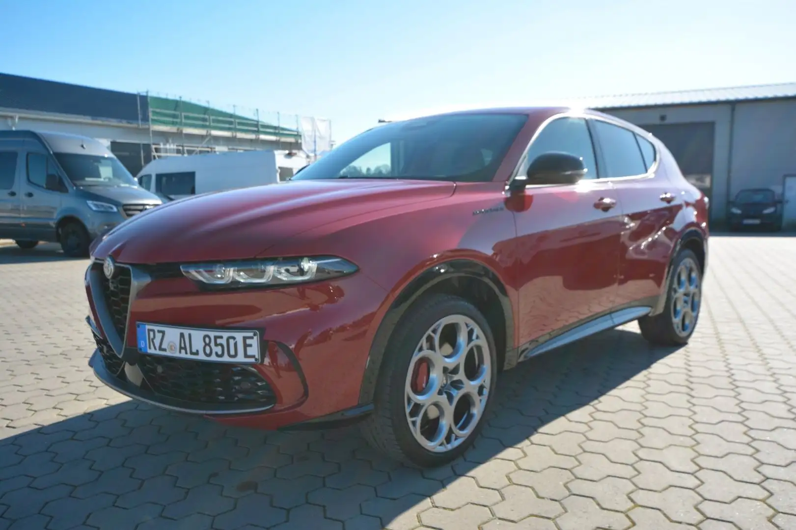 Alfa Romeo Tonale 1.3 T PHEV 206kW Q4 AT EDIZIONE SPECIALE Rot - 1
