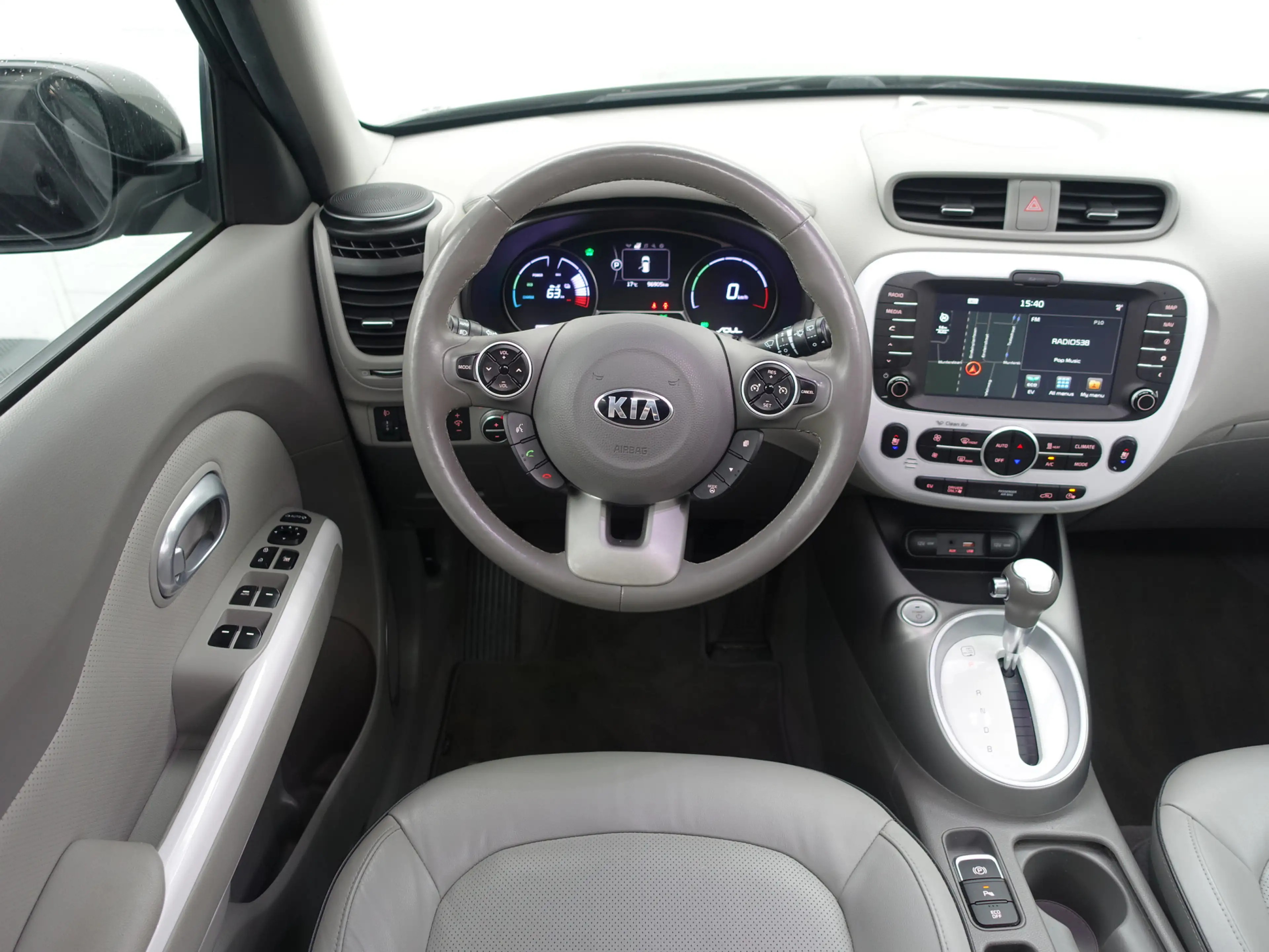 Kia Soul EV ExecutivePlusLine Aut- Panoramadak, Stoelventil — photo 7