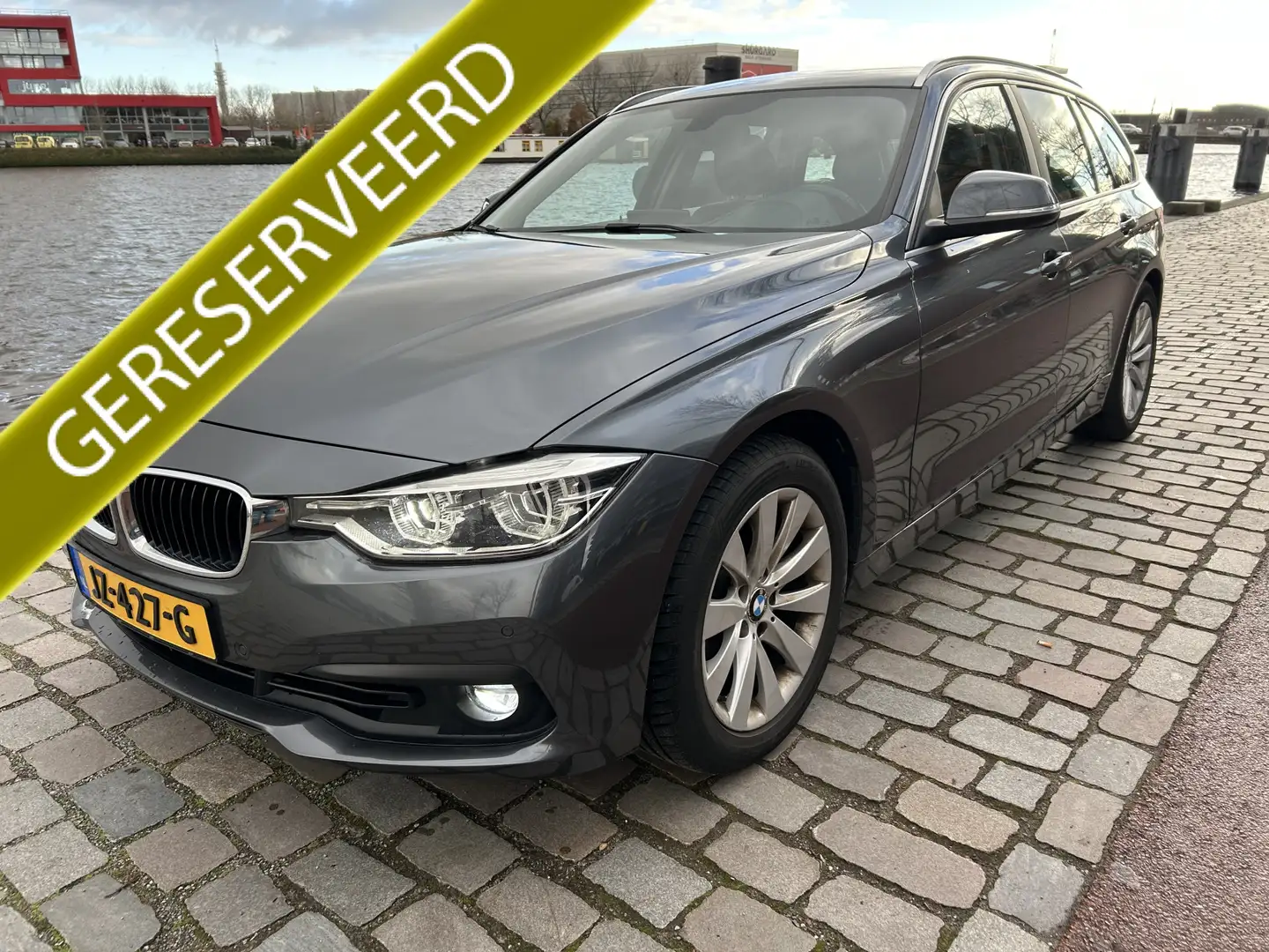 BMW 318 3-serie Touring 318i Centennial High Executive aut Gris - 1