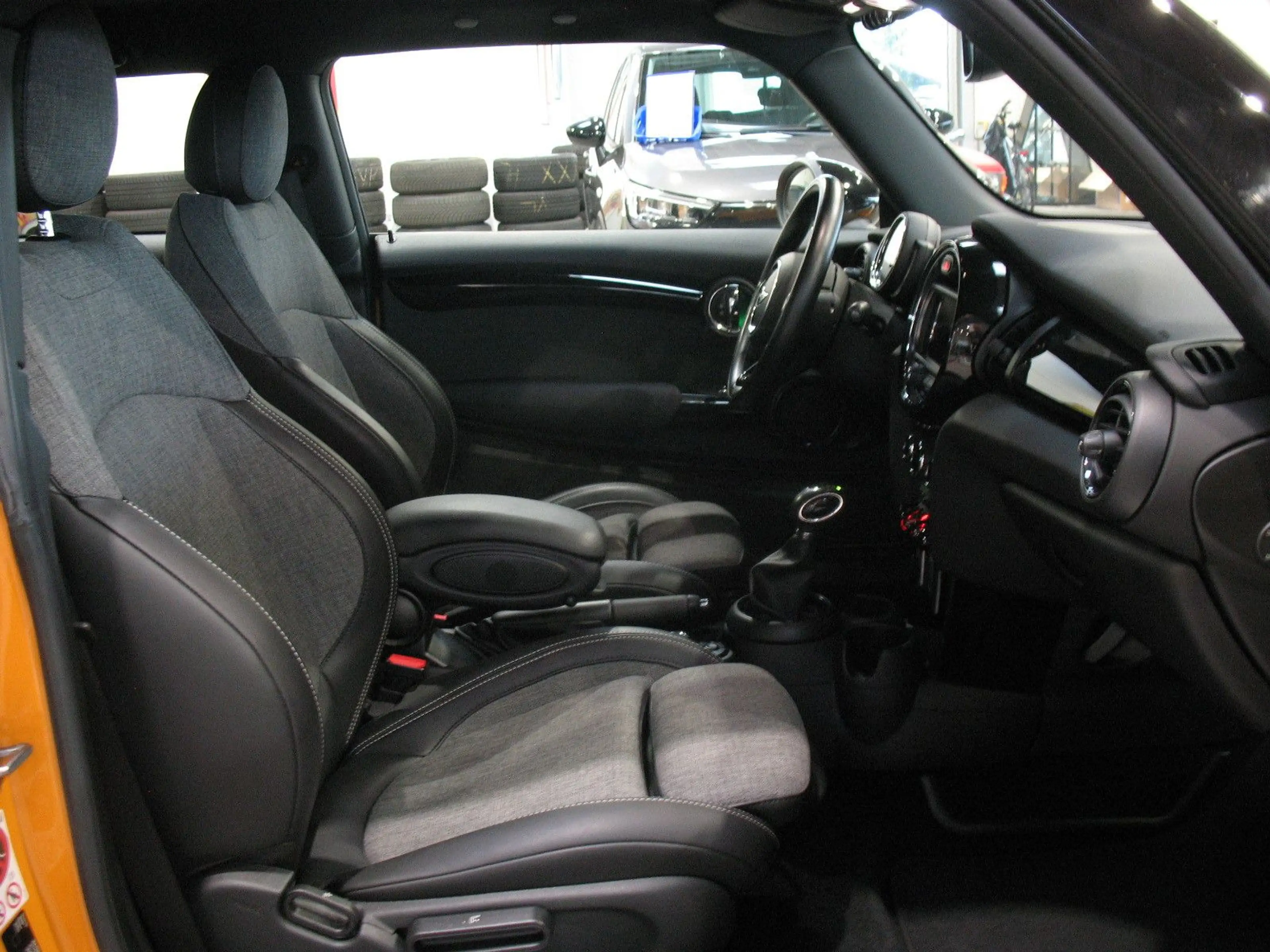 MINI Cooper *LED*NAVI*BLUETOOTH*AUTOMATIK* — photo 9