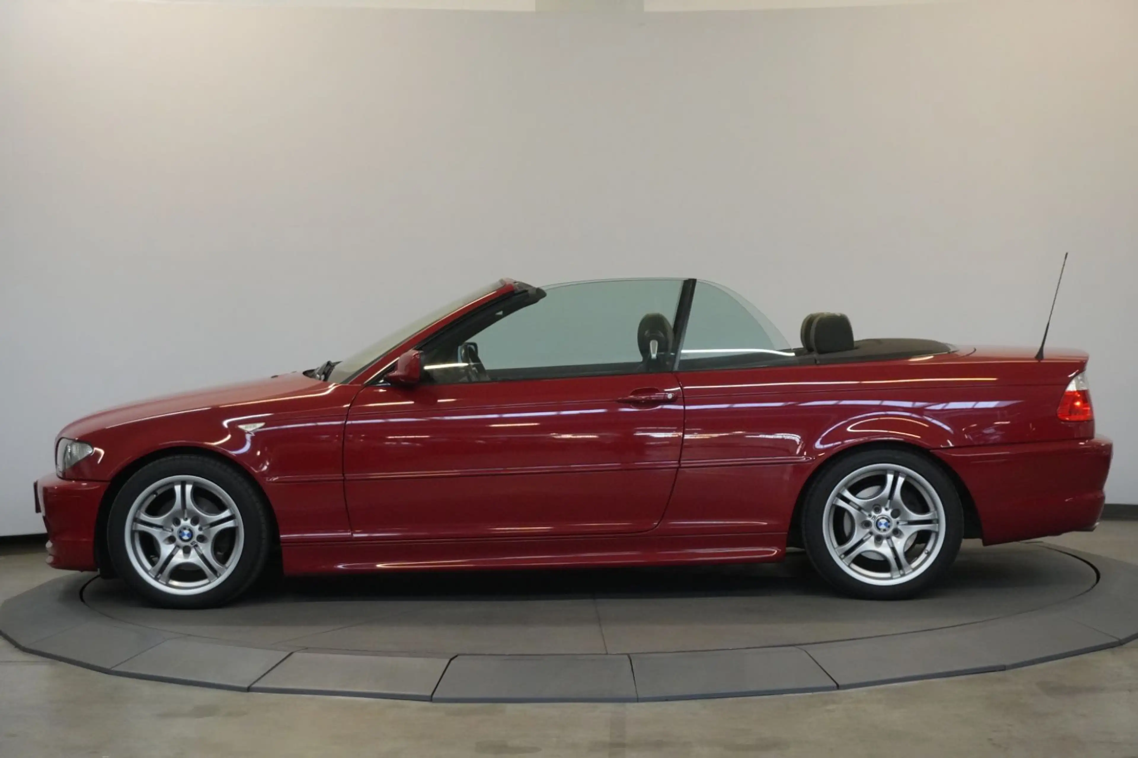 BMW 325 Cabrio M-Sport IMOLA ROT — photo 3