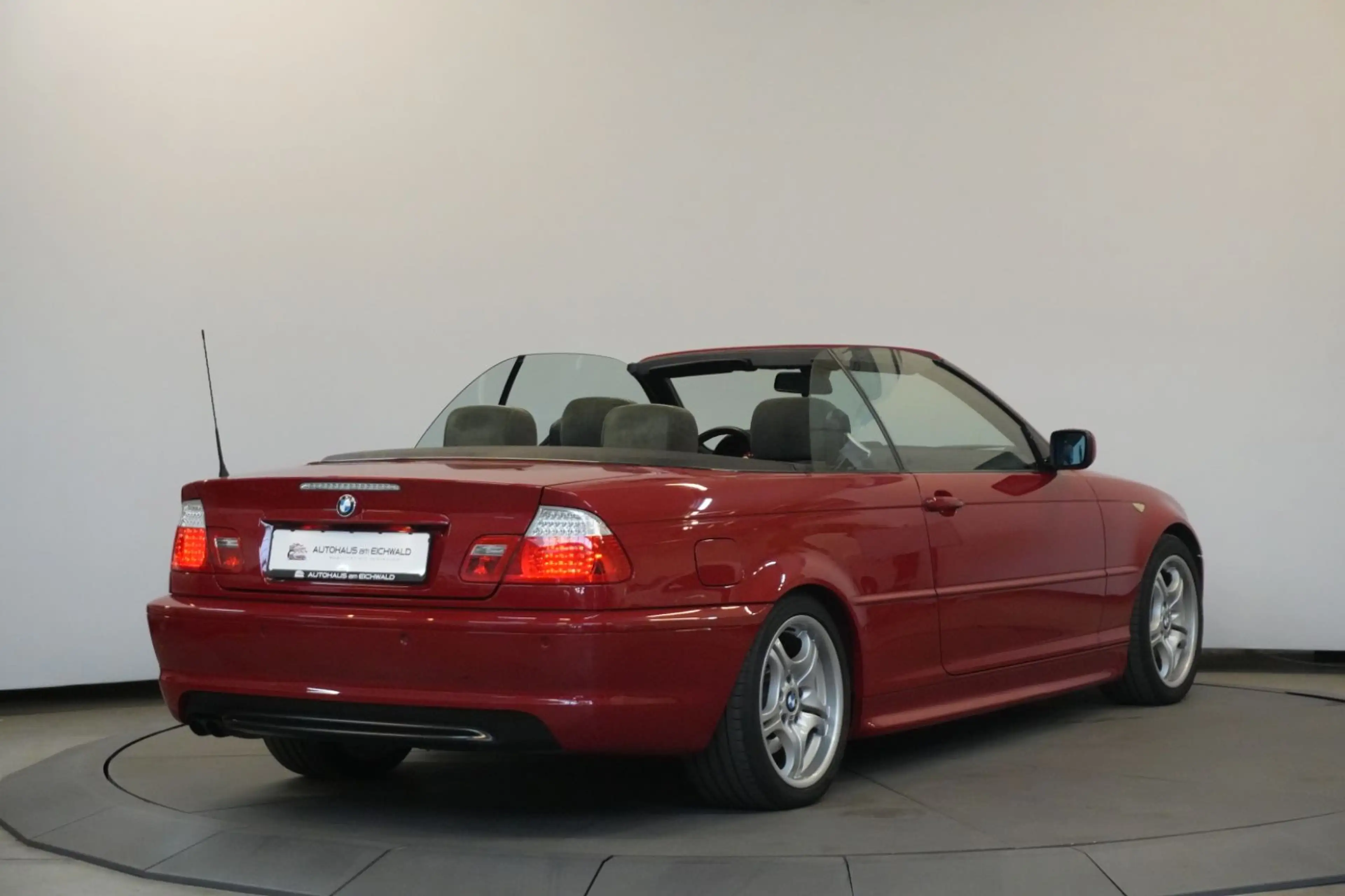 BMW 325 Cabrio M-Sport IMOLA ROT — photo 9
