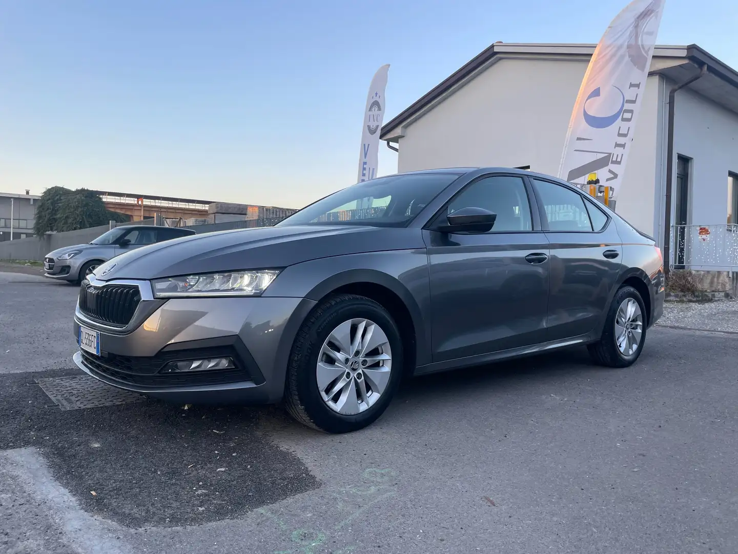 Skoda Octavia Octavia IV 2020 Berlina 1.0 e-tec Executive dsg Grigio - 1