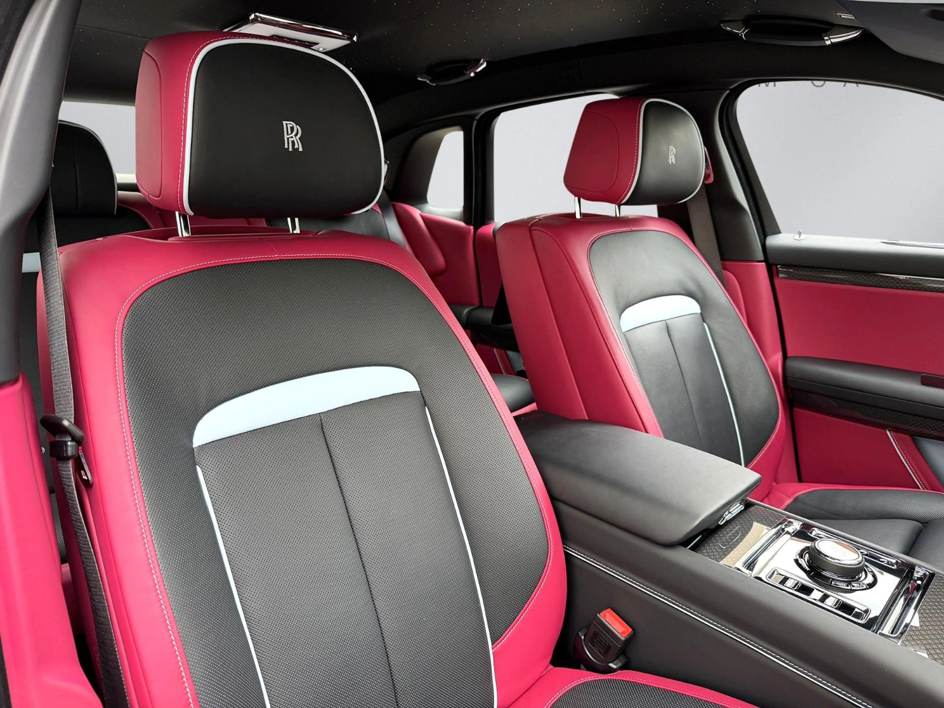 Rolls-Royce Ghost BlackBadge Series ll TheatrePicnic BeSpoke — photo 12
