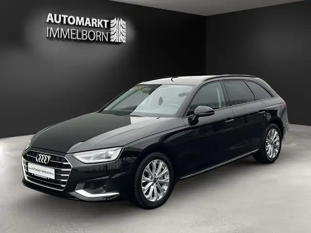 Audi A4 view 4