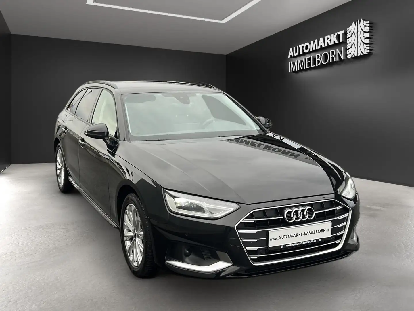 Audi A4 204ps advanced AHK*Kamera*STHZG*ACC*17*LED Schwarz - 2