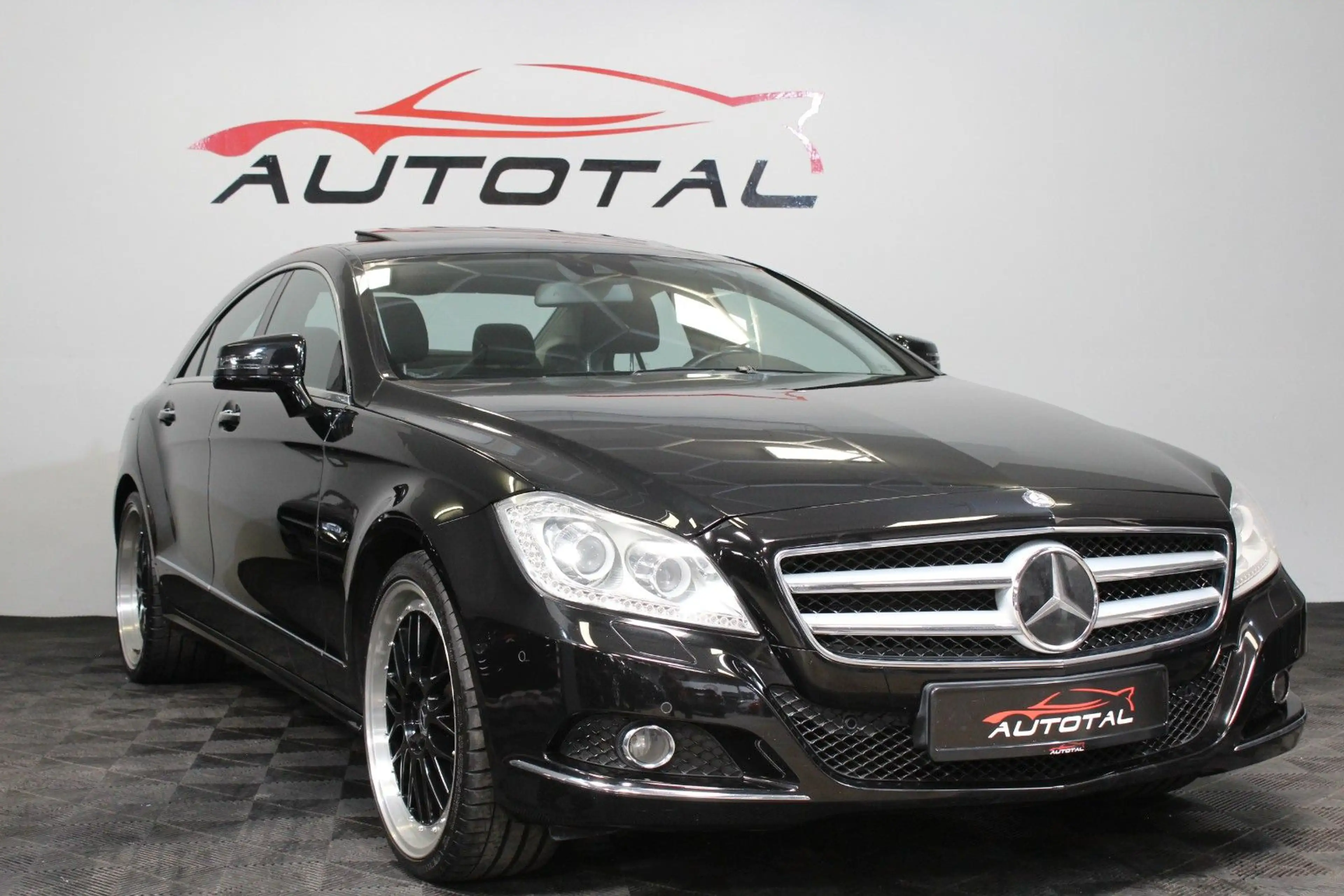 Mercedes-Benz CLS 350 *BlueEfficiency*Navi*Tot&SpurAssist*Voll* — photo 2