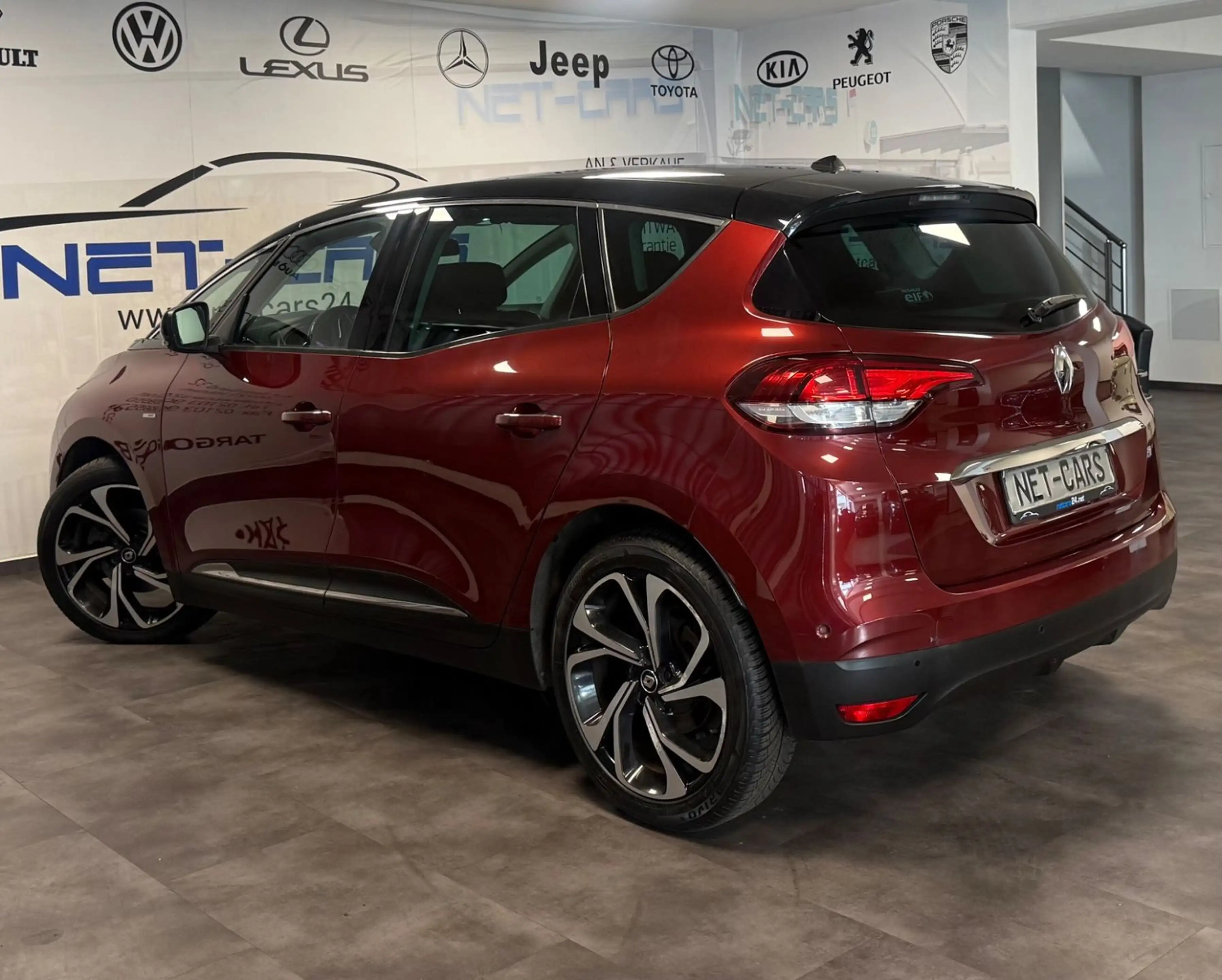 Renault Scenic dCi Bose Edition Leder*NAVI+Kamera*LED* — photo 10
