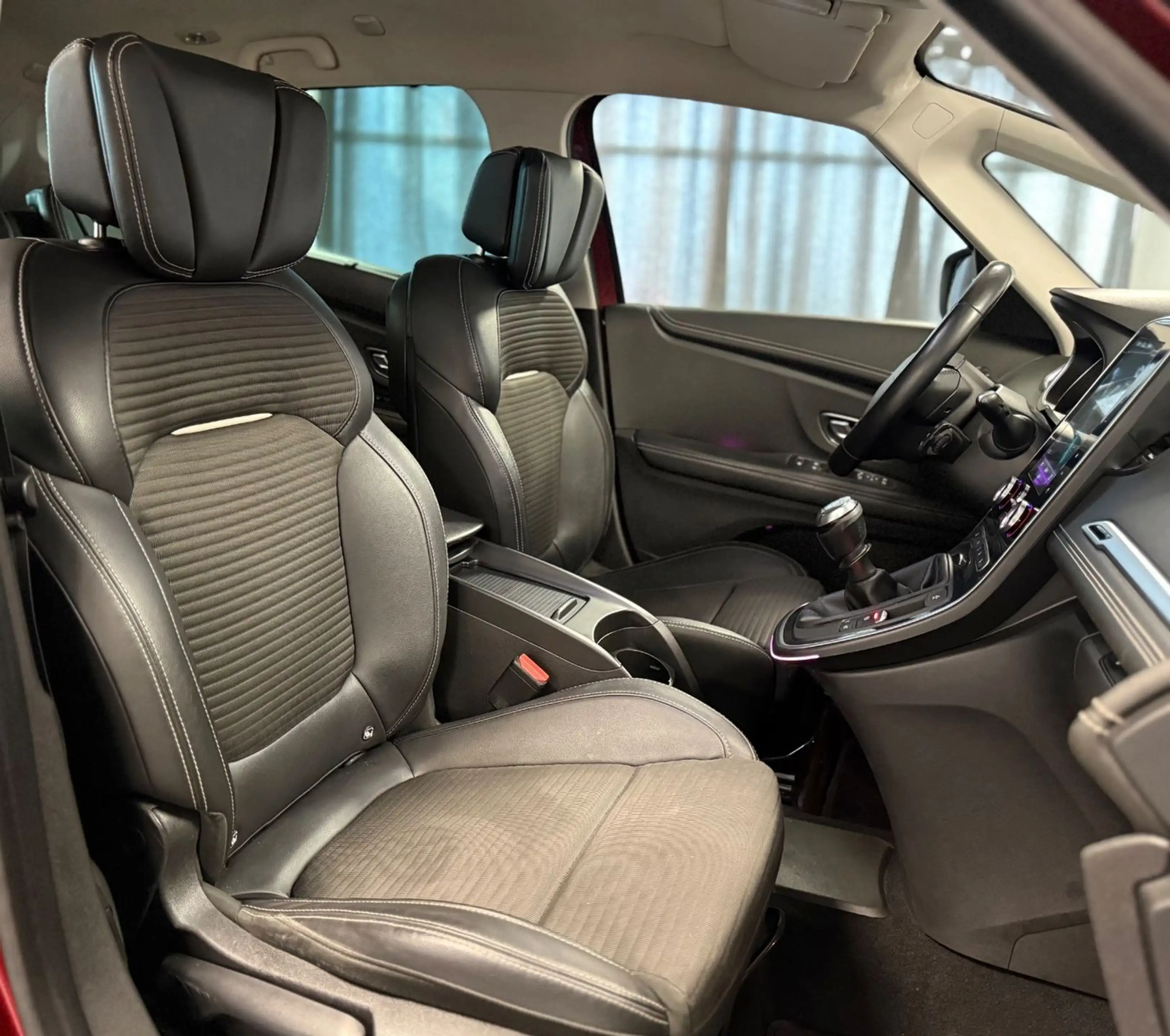 Renault Scenic dCi Bose Edition Leder*NAVI+Kamera*LED* — photo 13
