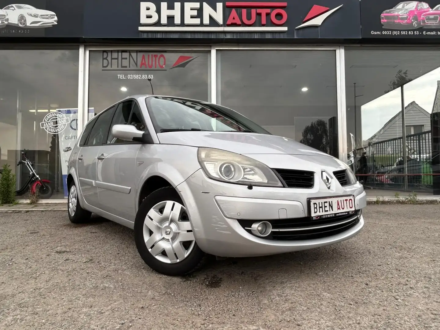 Renault Scenic 2.0i 16v/BOITE AUTOMATIC/NAVI/TRES PROPRE Szürke - 2