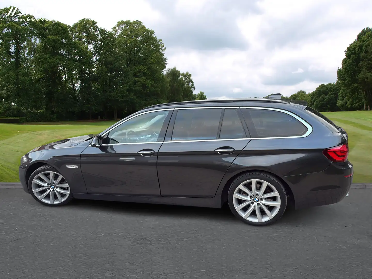 BMW 520 520d Touring Aut. Luxury Line Gris - 2