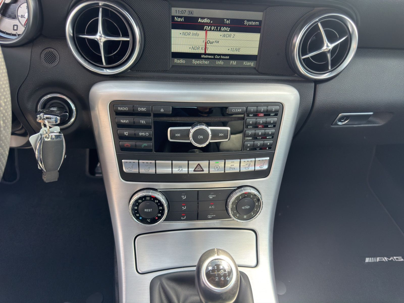 Mercedes-Benz SLK 250 CDI AMG NAV|AIRSCARF|LED|wie neu !!!! — photo 12