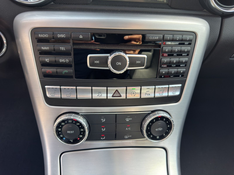 Mercedes-Benz SLK 250 CDI AMG NAV|AIRSCARF|LED|wie neu !!!! — photo 14