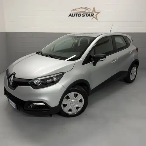 Renault Captur view 2