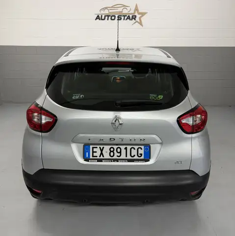 Renault Captur view 4