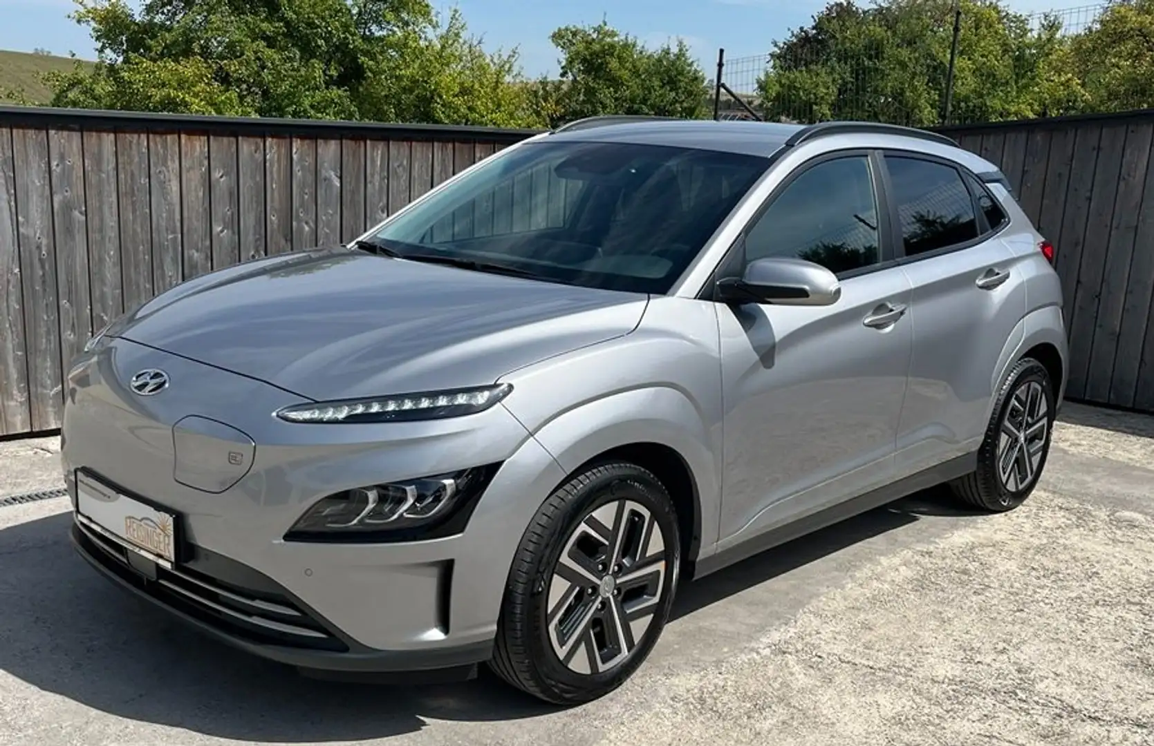 Hyundai KONA Trend Elektro 2WD Grau - 1
