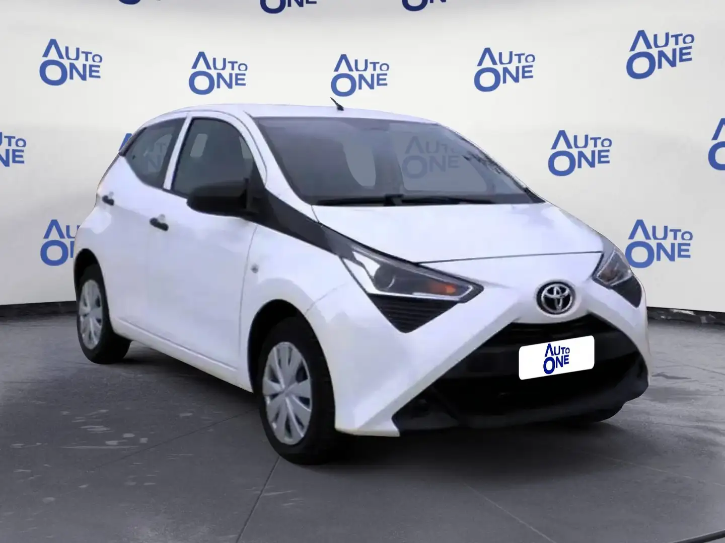 Toyota Aygo 1.0 VVT-I 72CV X-PLAY - BLOCCA ORA! Blanc - 1