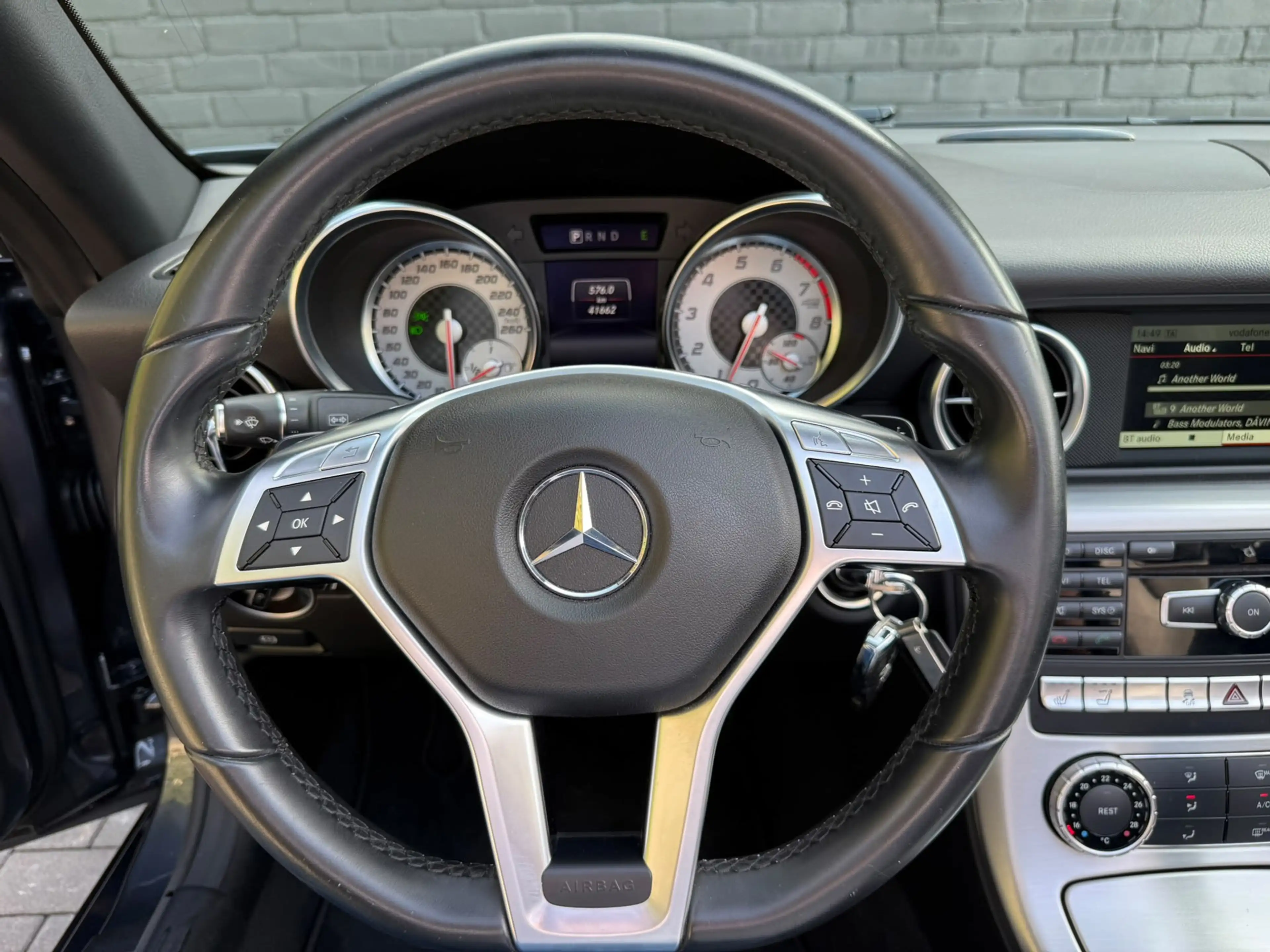 Mercedes-Benz SLK 200 | Nieuwstaat | Dealeronderhouden | — photo 15