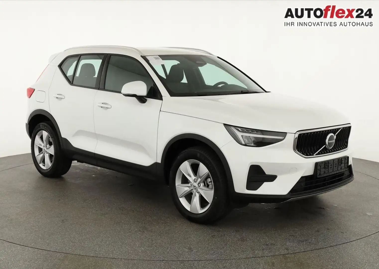 Volvo XC40 Core 2WD B3 Mild-Hybrid Core, Navi, Thors Hamme... Weiß - 1